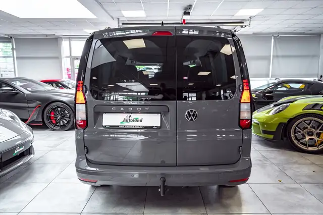 Volkswagen Caddy view 6