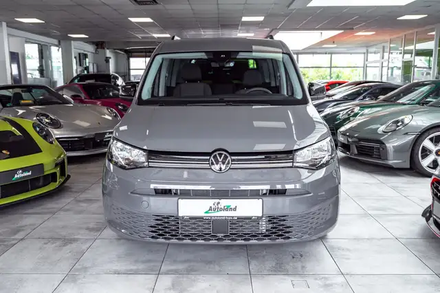 Volkswagen Caddy view 2