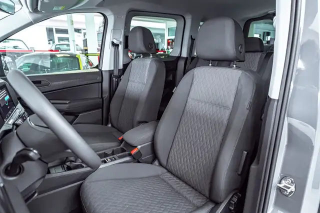 Volkswagen Caddy view 16