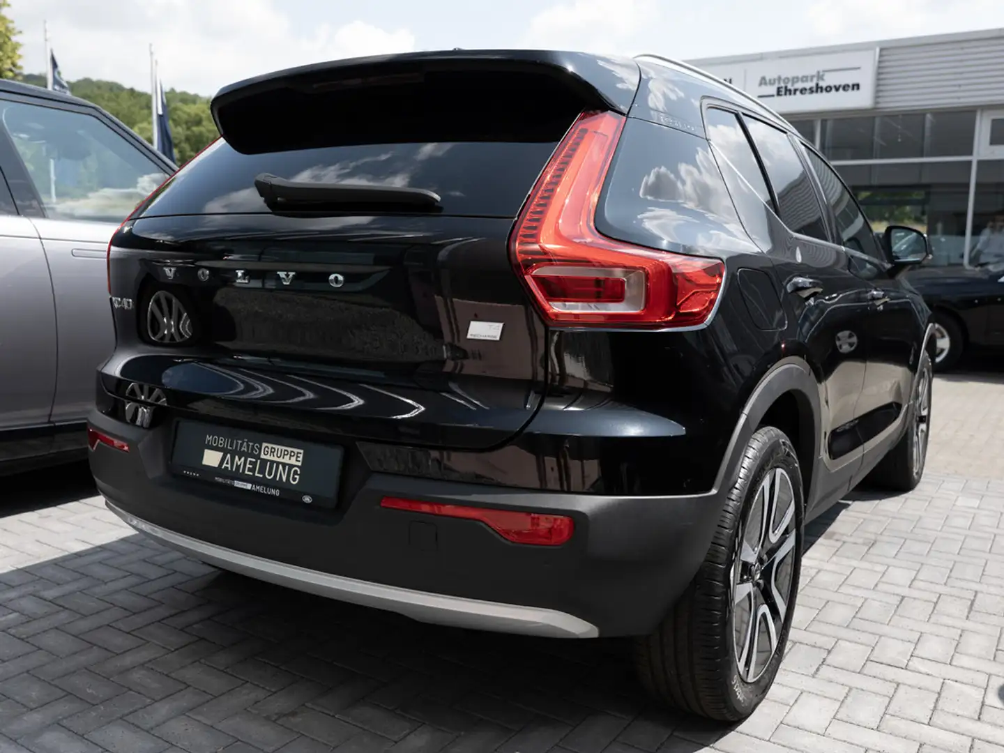 Volvo XC40 T4 Recharge DKG Core aus 1.Hand NAVI LED Zwart - 2
