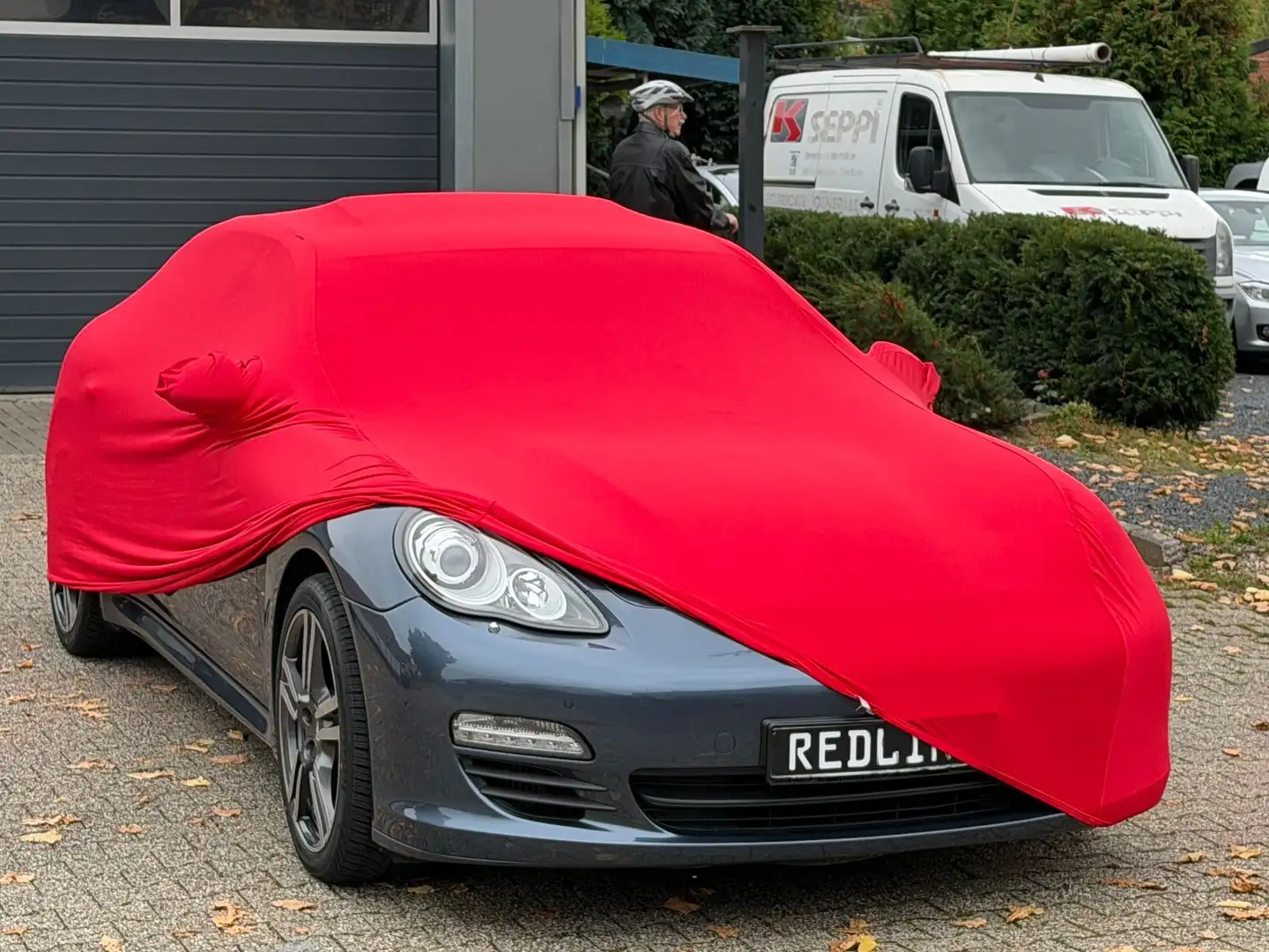 Porsche Panamera /// Neuwertig /// Bleu - 1