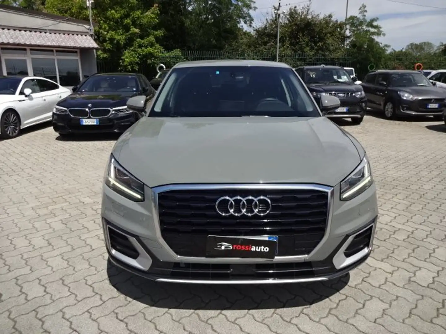 Audi Q2 I 2017 30 1.6 tdi s-tronic Grijs - 2