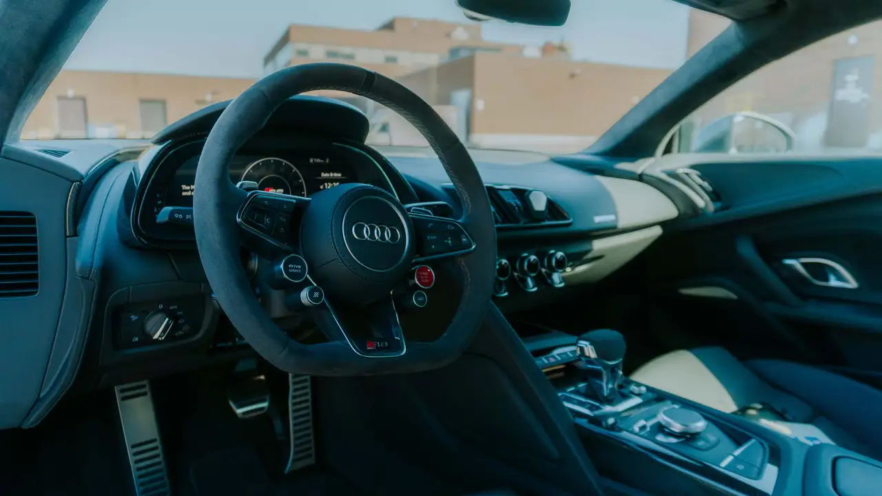 Audi R8 снимка Audi R8