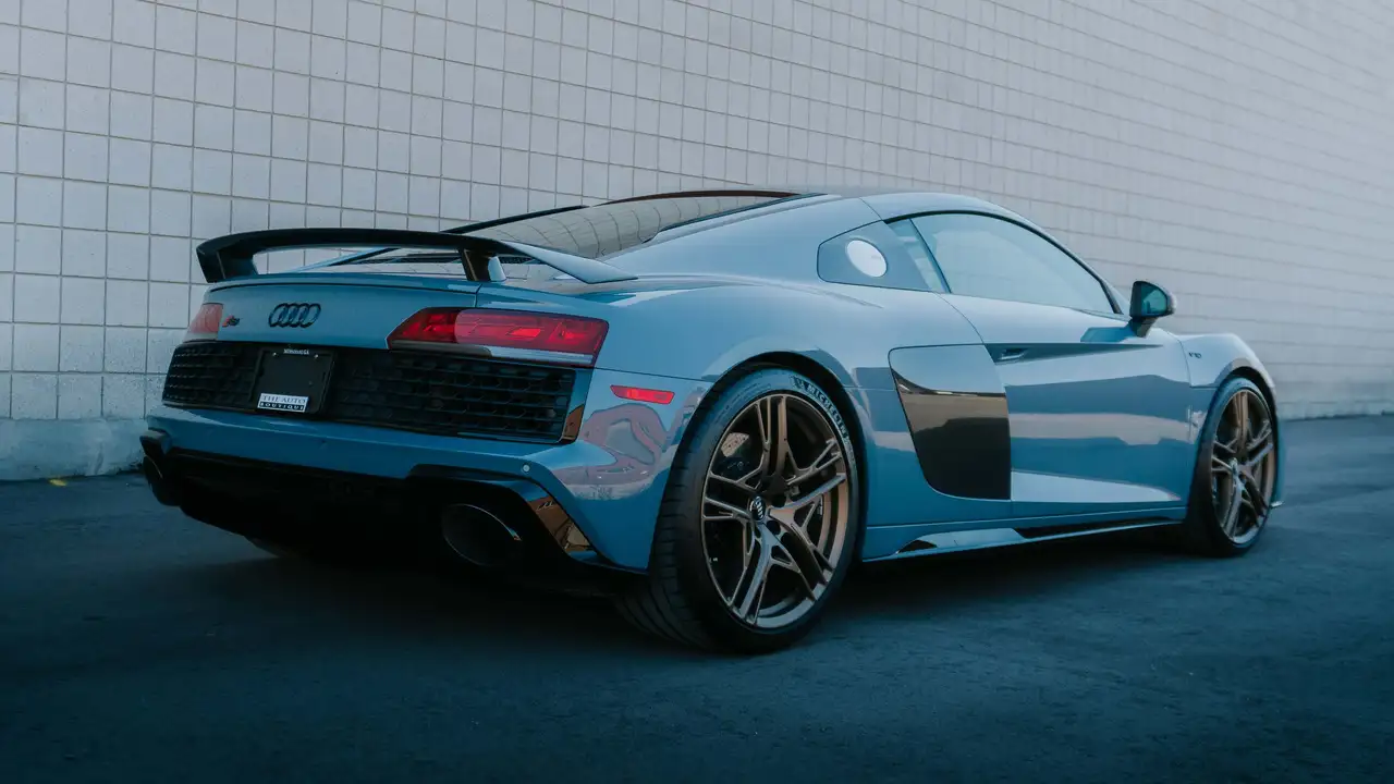 Audi R8 снимка Audi R8