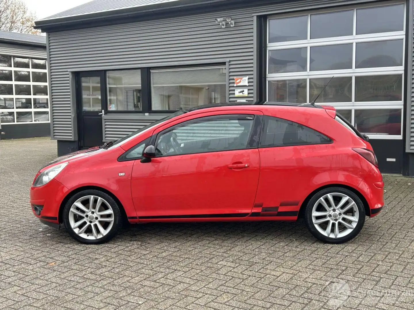 Opel Corsa 1.3 CDTI Edition Rouge - 2
