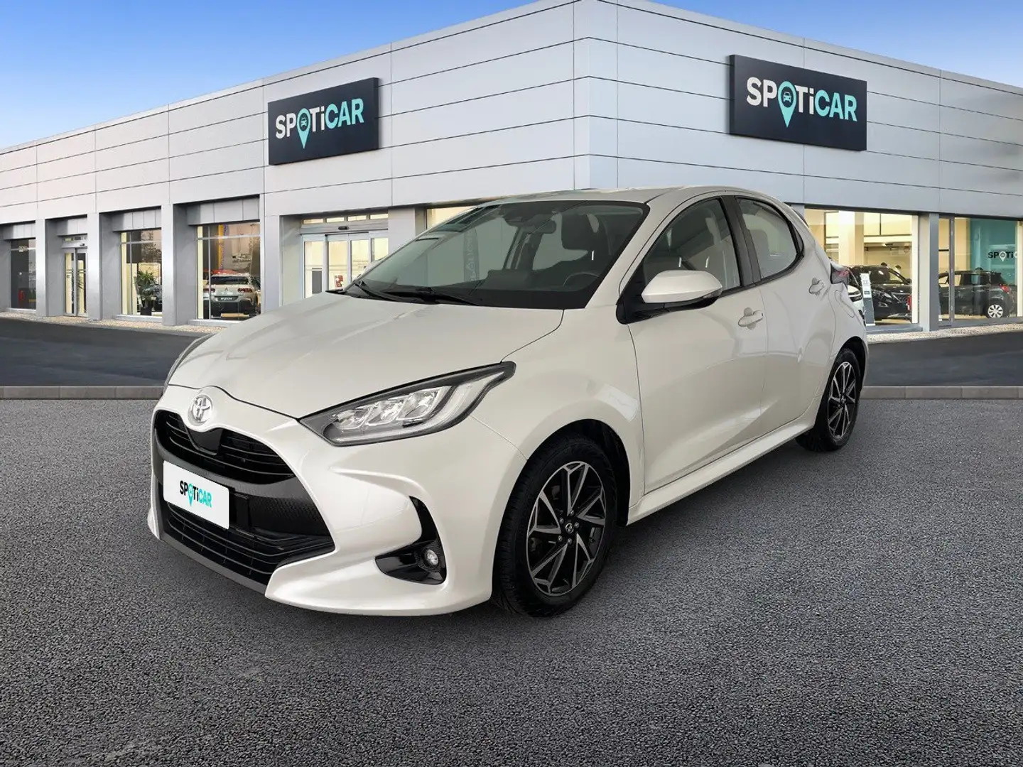 Toyota Yaris 1.0 Trend MY20 White - 1