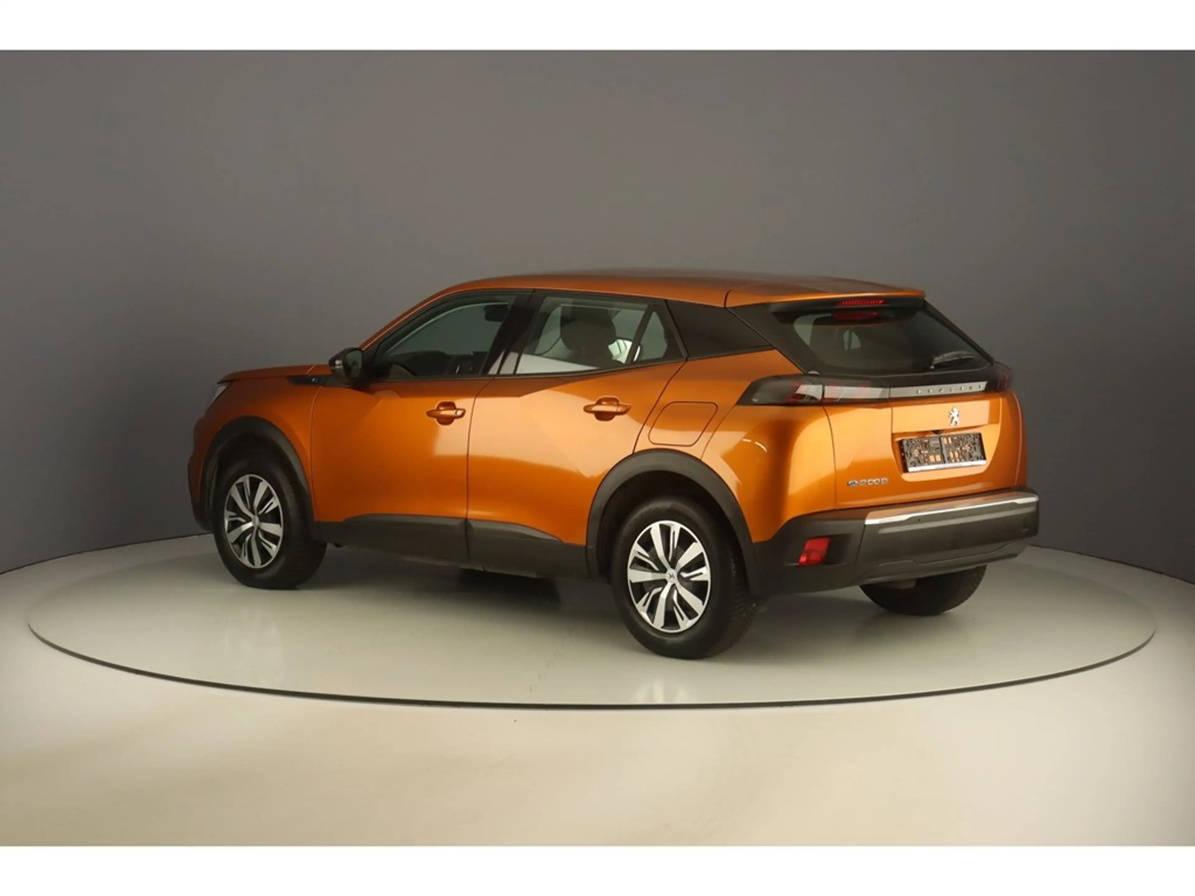 Peugeot e-2008 136pk Active — photo 3