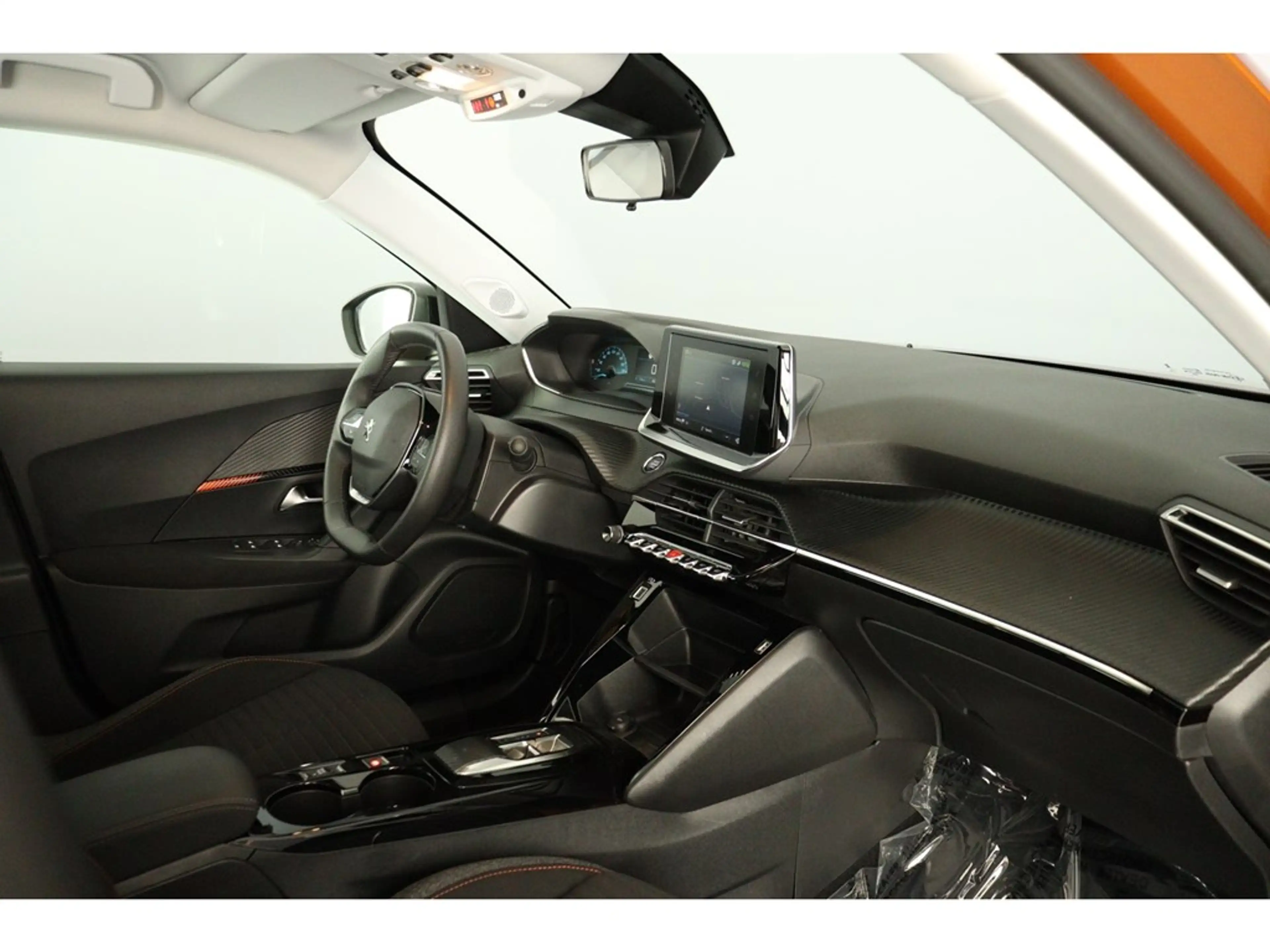 Peugeot e-2008 136pk Active — photo 10