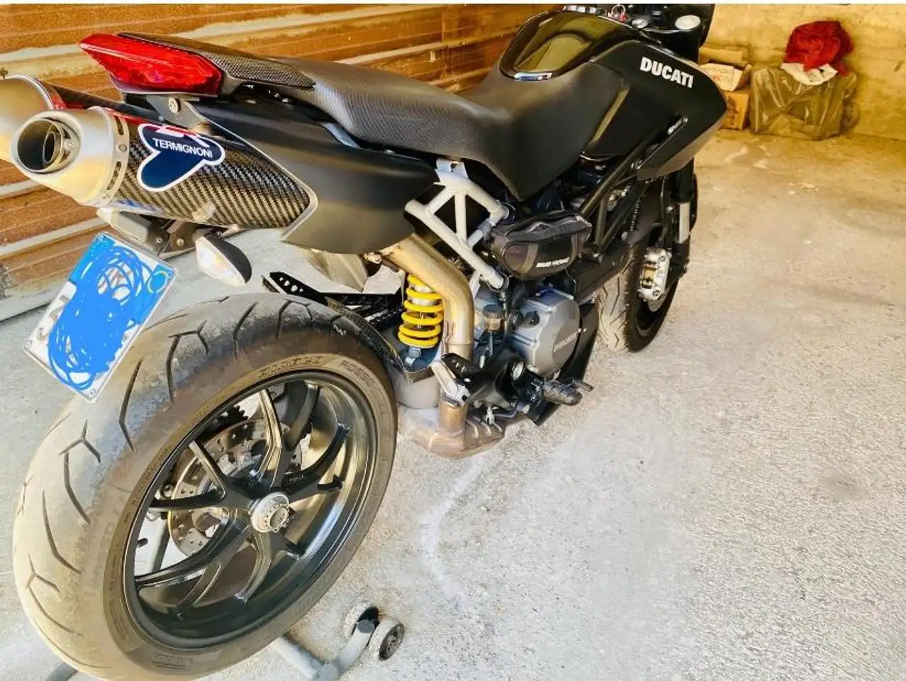 Ducati Hypermotard 796