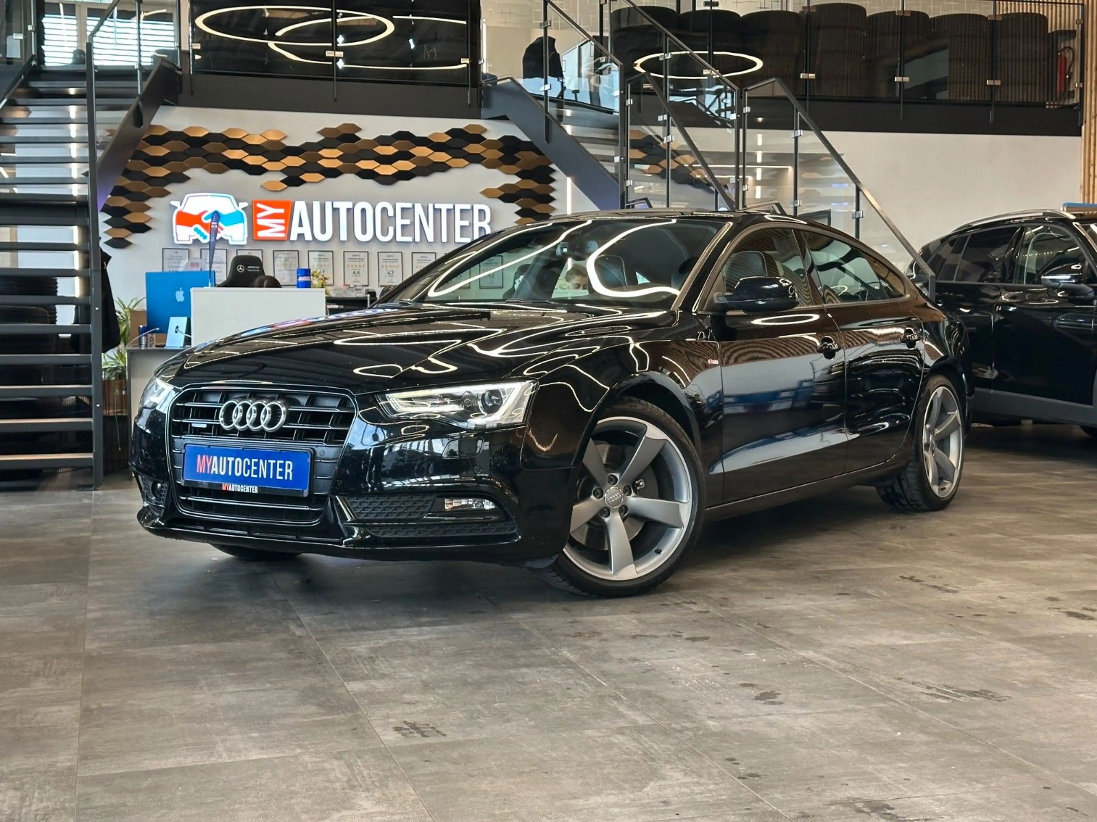 Audi A5 *S-LINE*PANO*KEYLESS*ACC*PDC*SPURHT*VollLEDER*