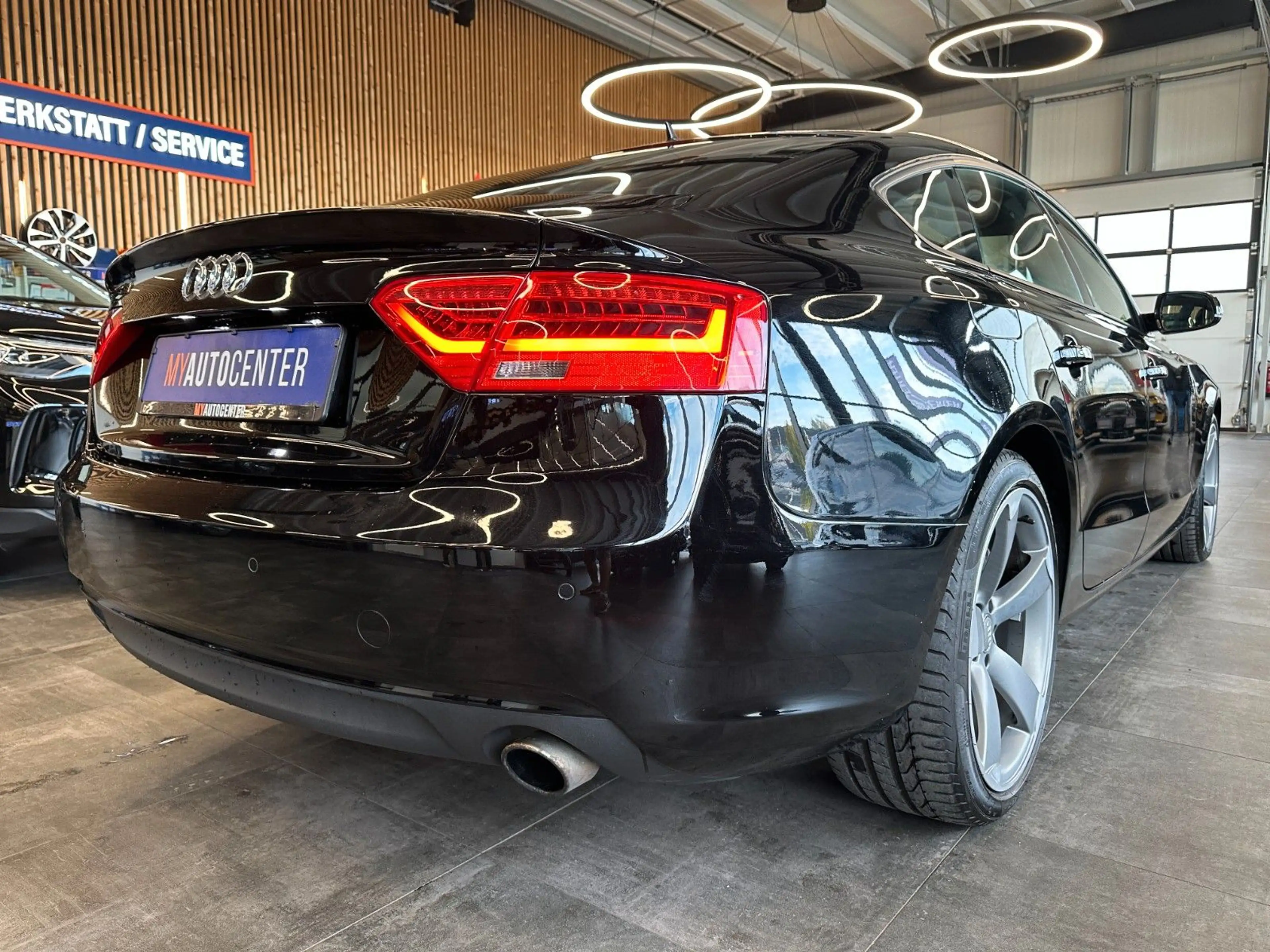 Audi A5 *S-LINE*PANO*KEYLESS*ACC*PDC*SPURHT*VollLEDER* — photo 2