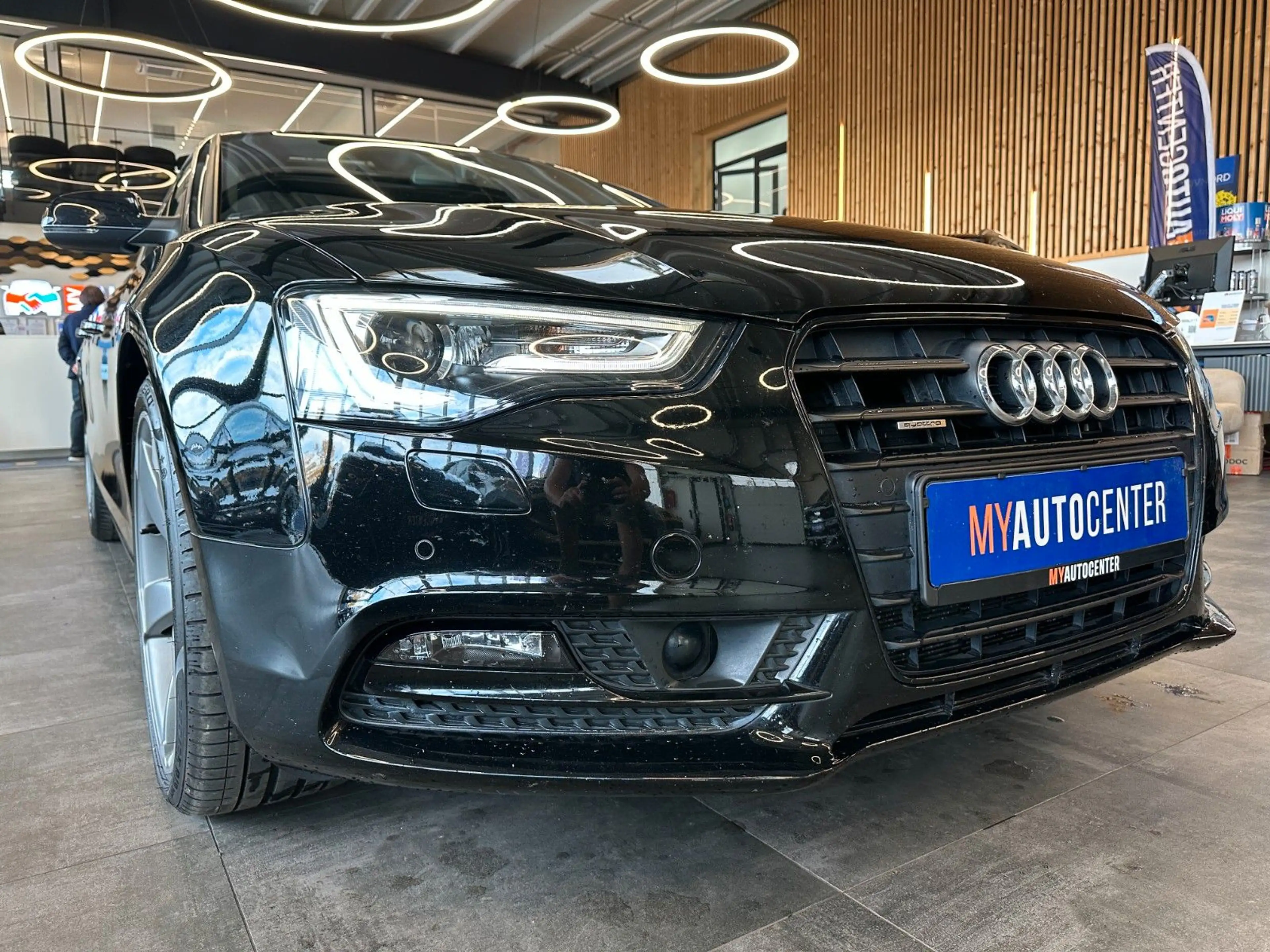 Audi A5 *S-LINE*PANO*KEYLESS*ACC*PDC*SPURHT*VollLEDER* — photo 3