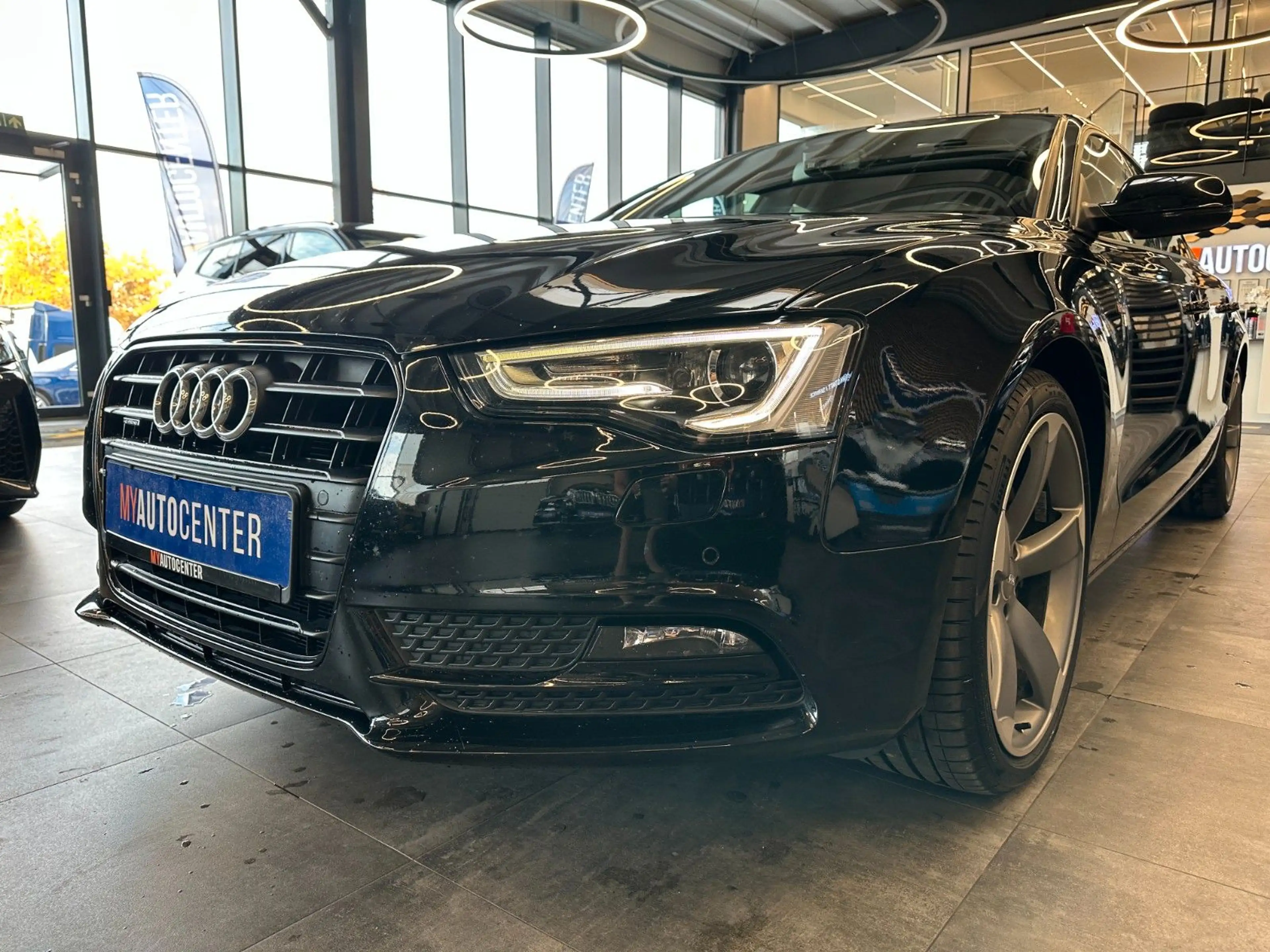 Audi A5 *S-LINE*PANO*KEYLESS*ACC*PDC*SPURHT*VollLEDER* — photo 4