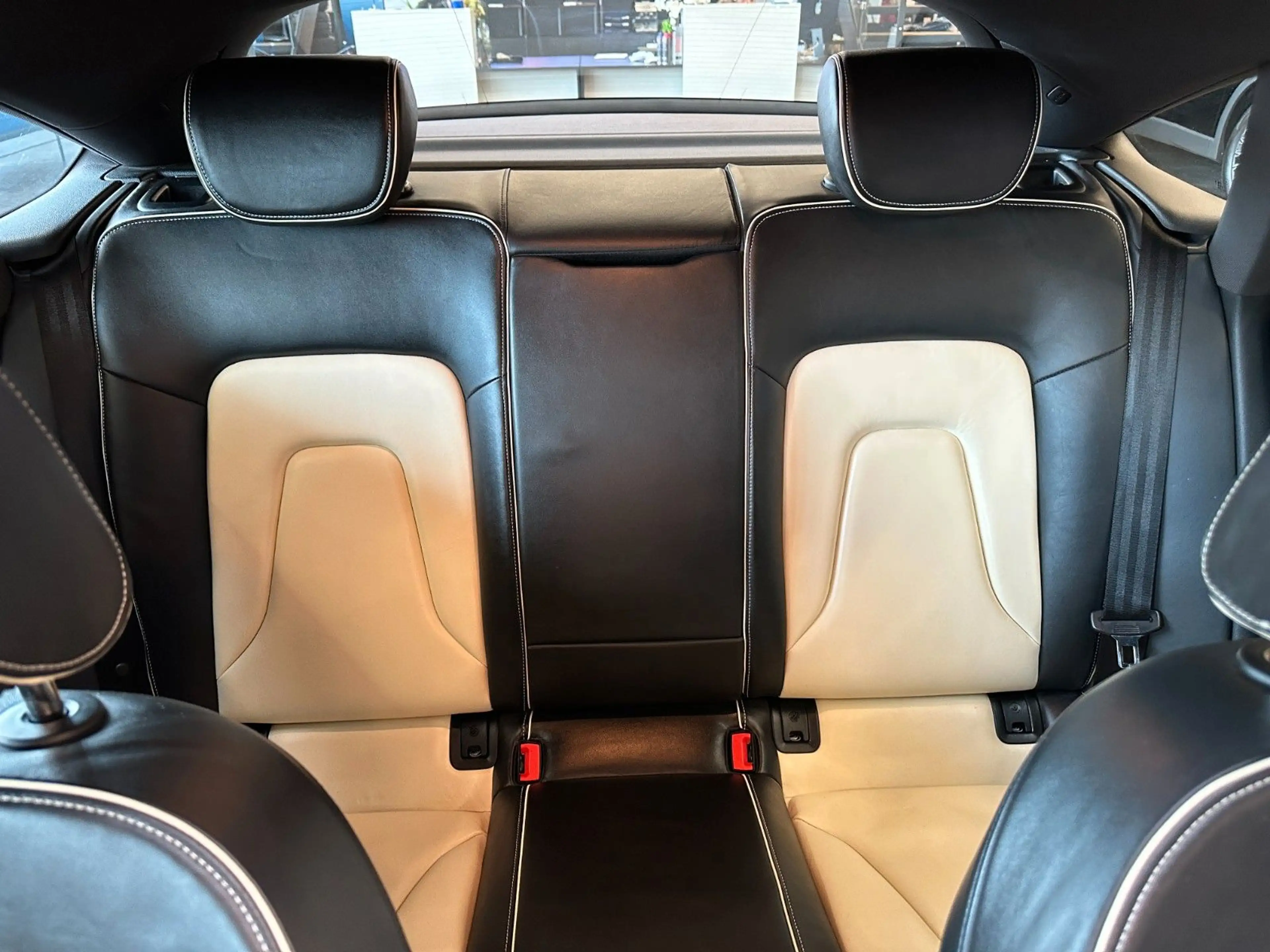 Audi A5 *S-LINE*PANO*KEYLESS*ACC*PDC*SPURHT*VollLEDER* — photo 12