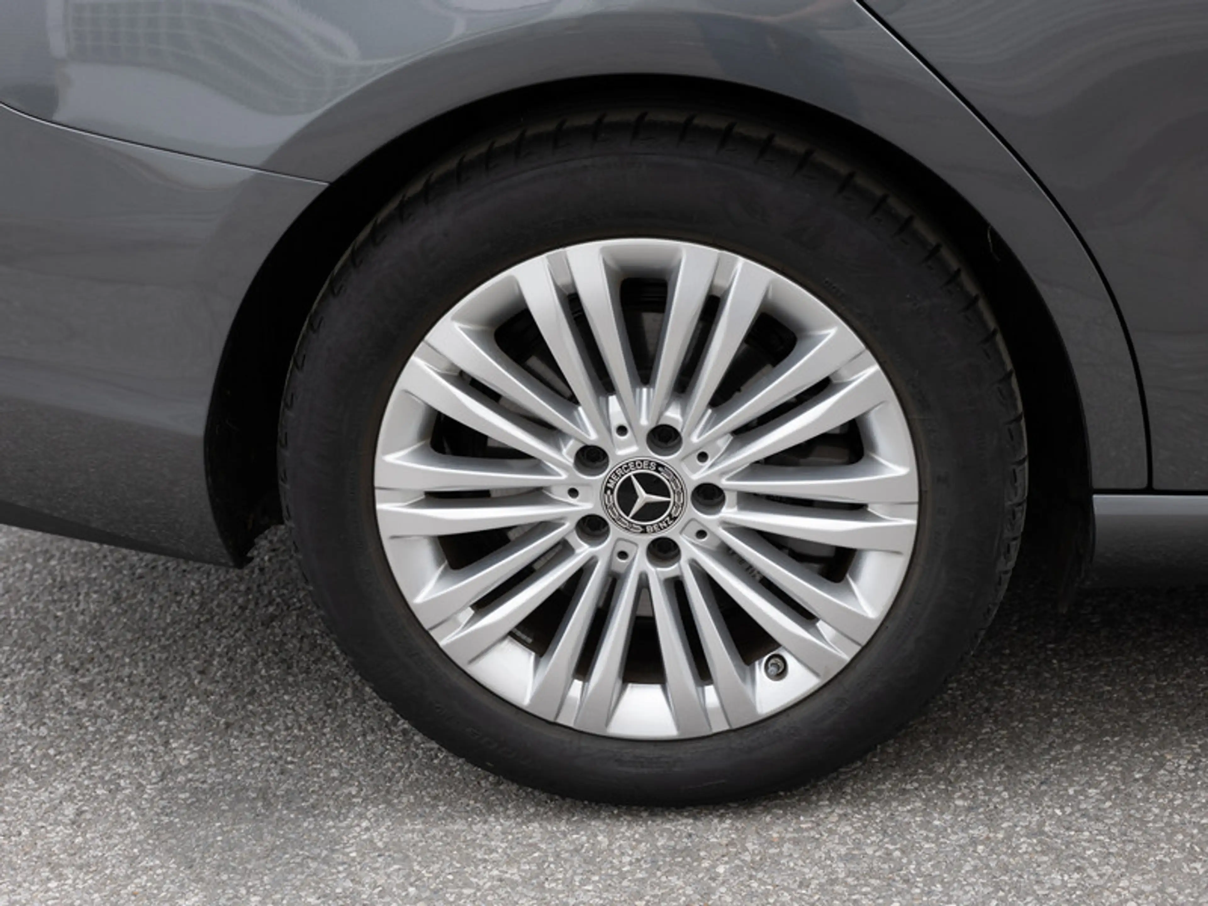 Mercedes-Benz C 220 d Avantgarde/LED/Pano/Totw/Leder/Winter — photo 6