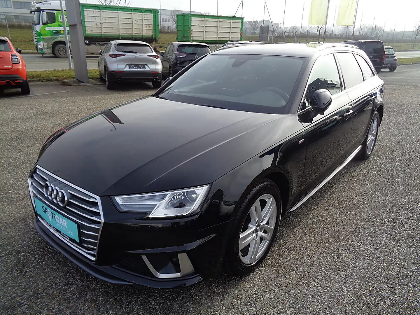 Audi A4 Avant 2,0 TDI Sport S-tronic S-line Schwarz - 2