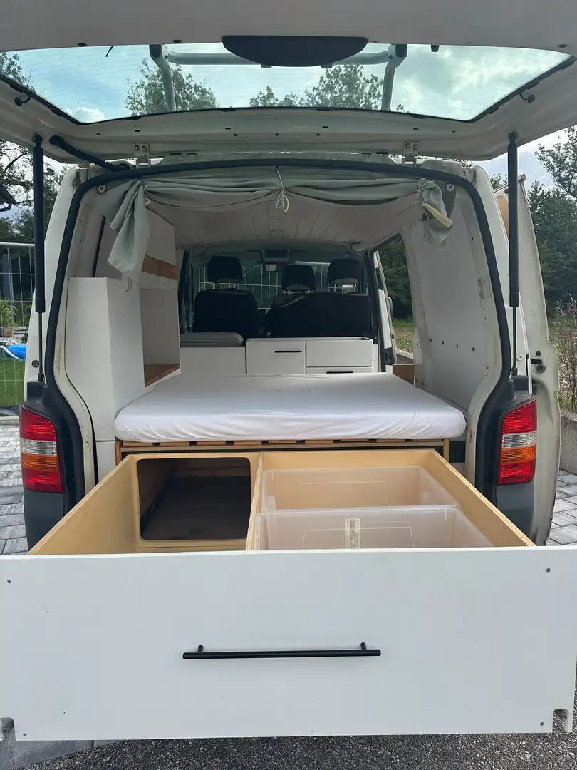 Volkswagen T5 Ausgebauter Campingbus Fehér - 2