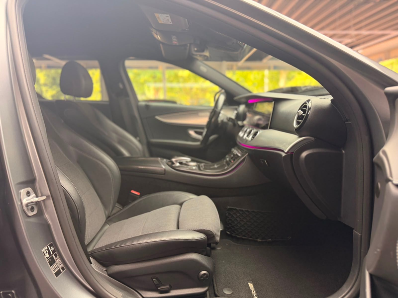 Mercedes-Benz E 400 d 4Matic/AMG-LINE/T-MODELL/MAGNO — photo 8