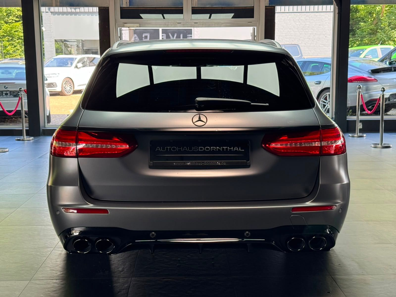 Mercedes-Benz E 400 d 4Matic/AMG-LINE/T-MODELL/MAGNO — photo 9