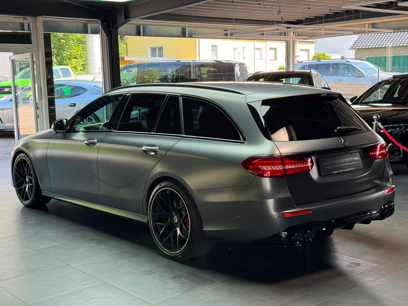 Mercedes-Benz E 400 d 4Matic/AMG-LINE/T-MODELL/MAGNO — photo 11