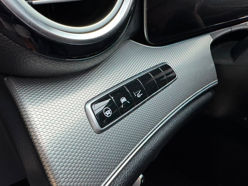 Mercedes-Benz E 400 d 4Matic/AMG-LINE/T-MODELL/MAGNO — photo 14