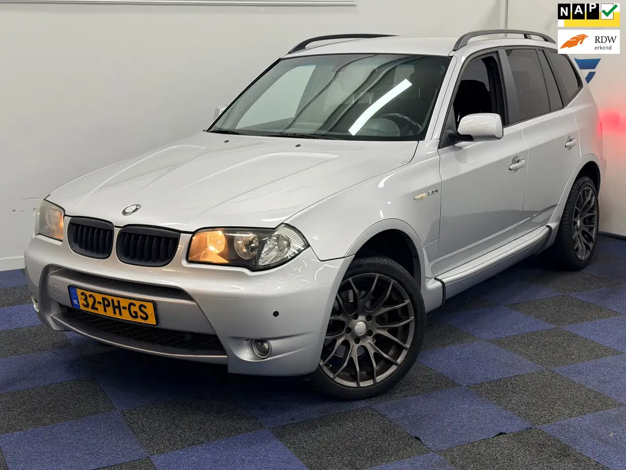 BMW X3 3.0i Executive / AUTOMAAT / DEALER ONDERHOUDEN / S — photo 1 of 36