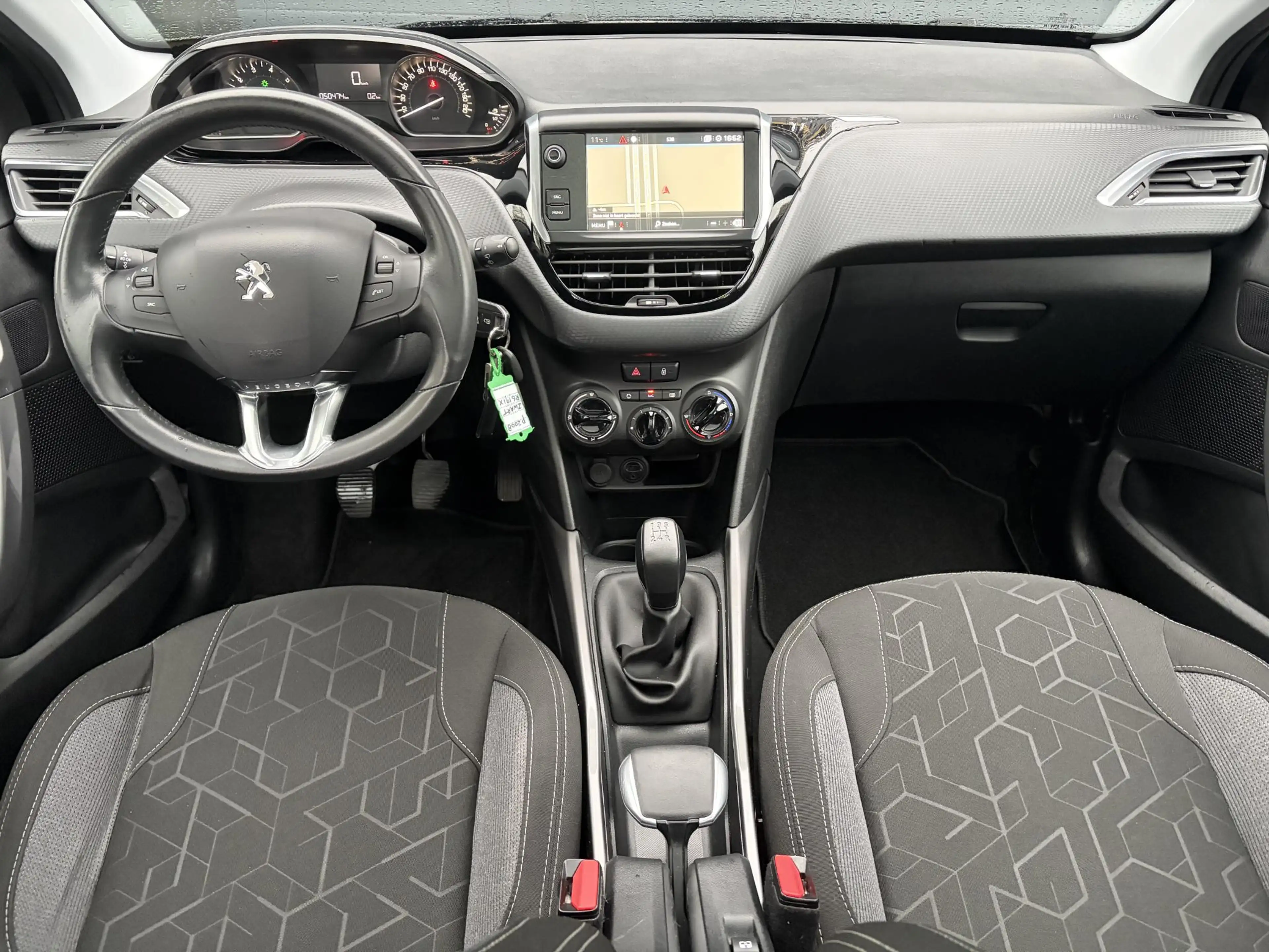 Peugeot 2008 1.2 PureTech Blue Lion ✓D-riem vv in 06-2023✓Pano✓ — photo 6