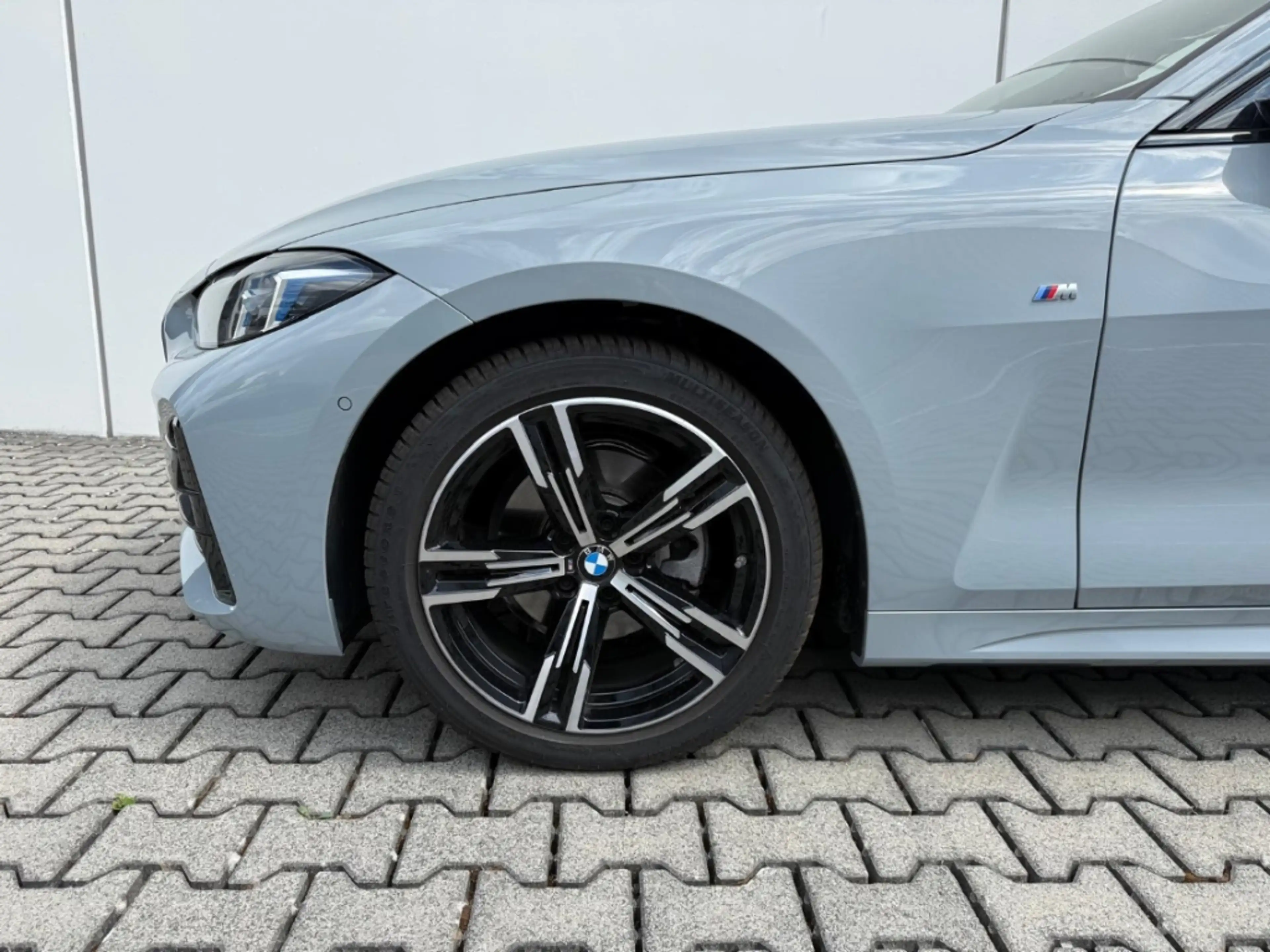BMW 420 i Cabrio M Sport Innov. Comf. Sitzbelüftung HUD AC — photo 6