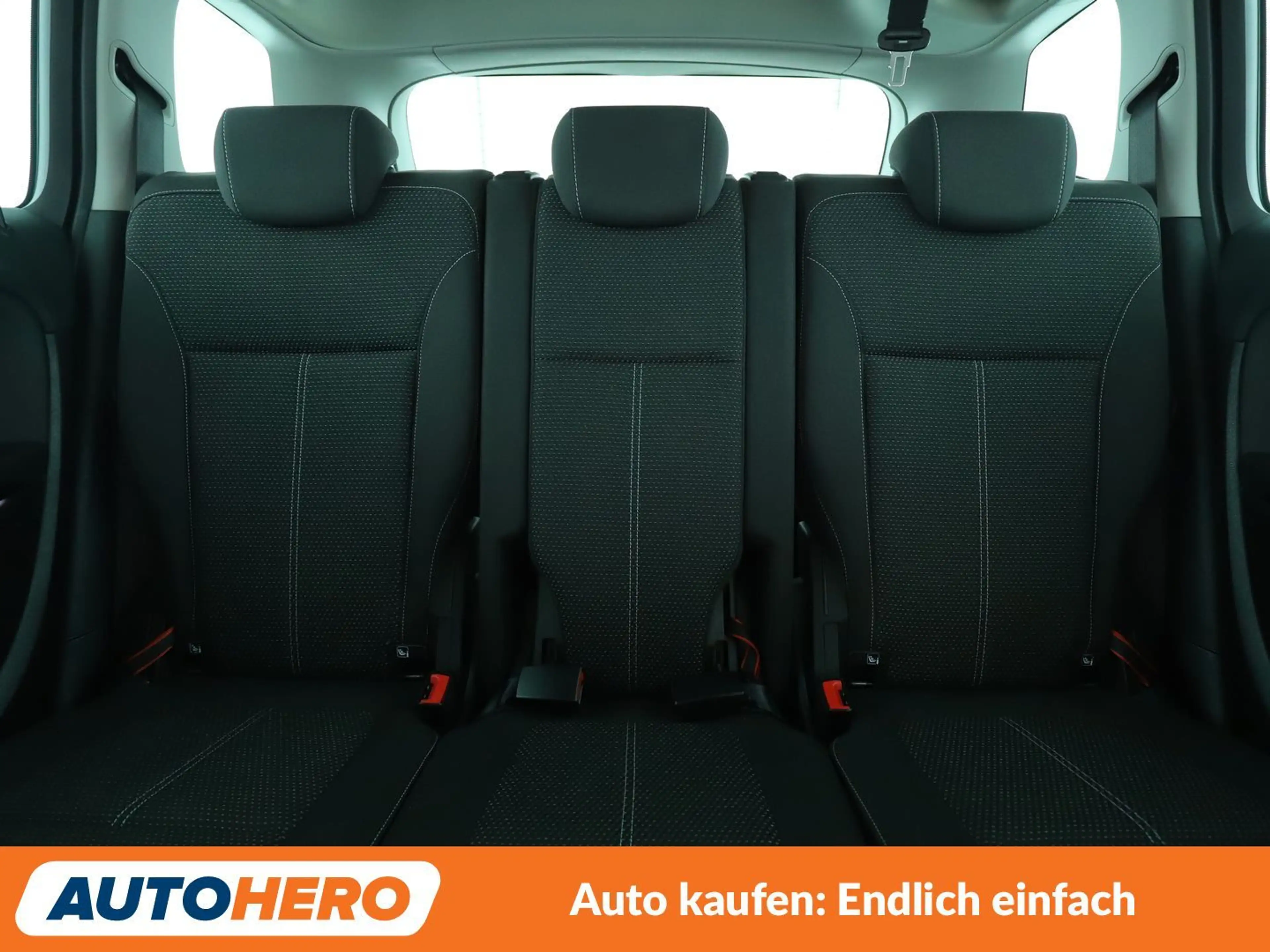 Opel Zafira Tourer 1.6 SIDI Turbo Business Innovation Aut.*NAVI*LED* — photo 15