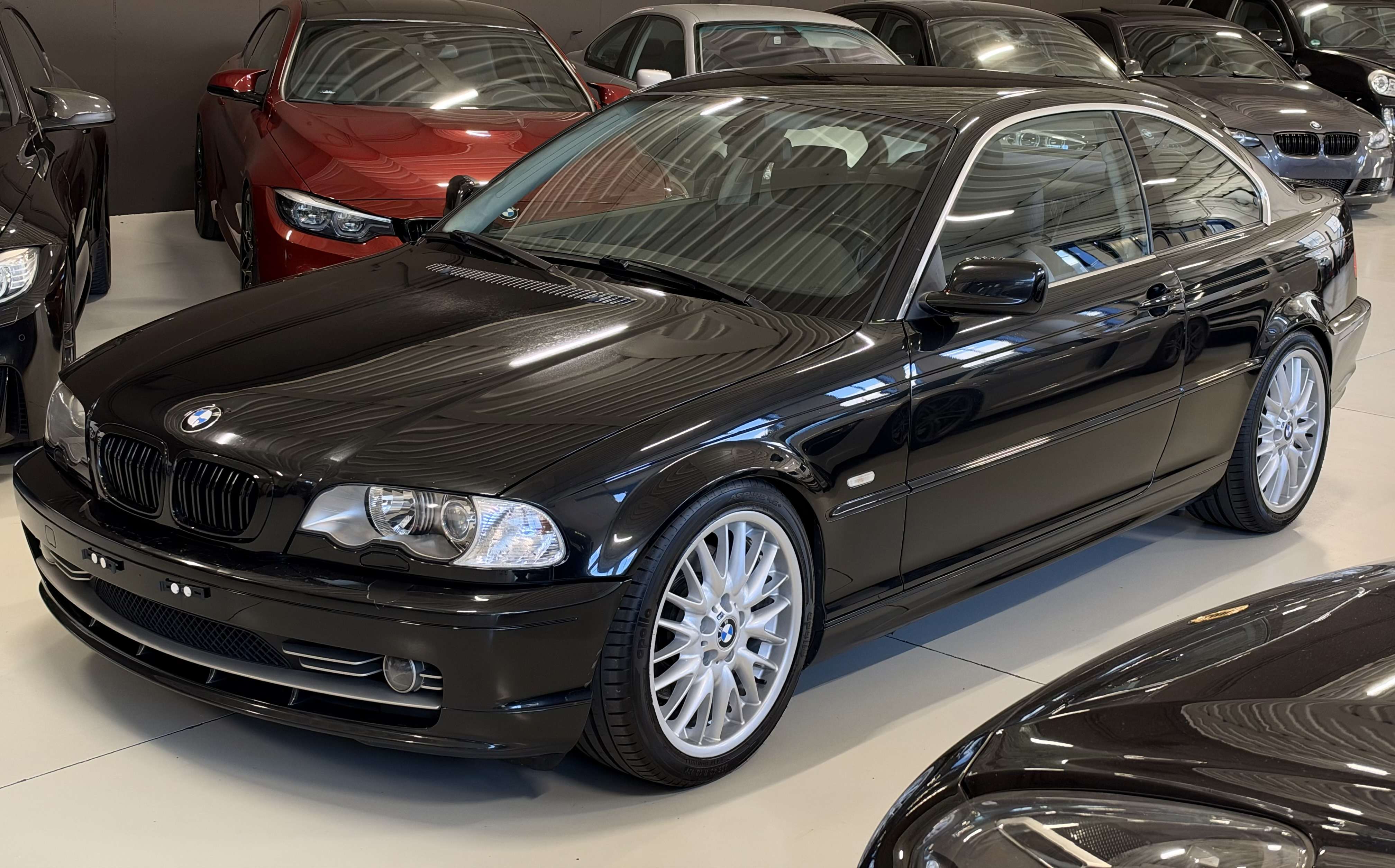 BMW 330