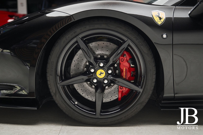 Ferrari F8 Spider Carbon Lift LED Racing Seats Akrapovic — photo 13