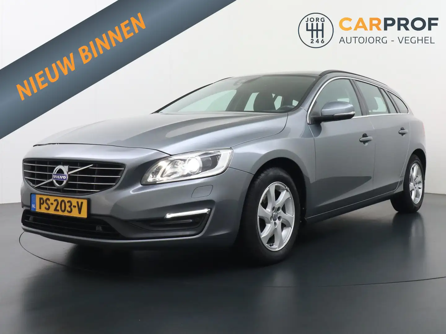Volvo V60 1.5 T3 Summum Automaat Navigatie Stoelverwarming Grijs - 1
