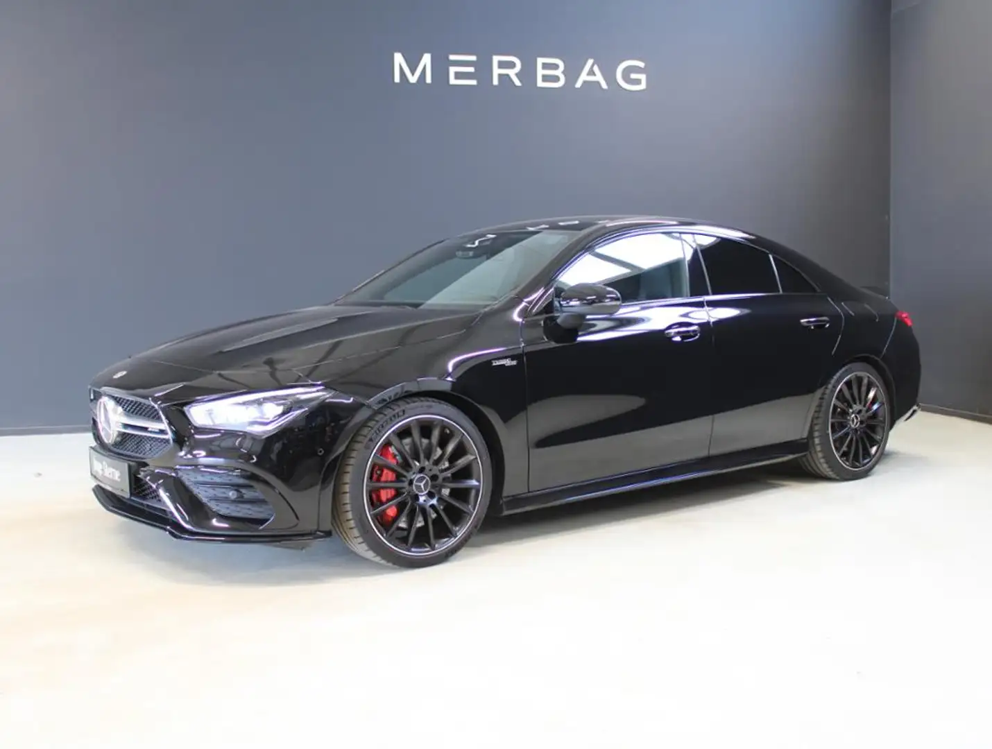 Mercedes-Benz CLA 35 AMG AMG CLA 35 4M CP *AERO Panorama Night Multibeam Negro - 2