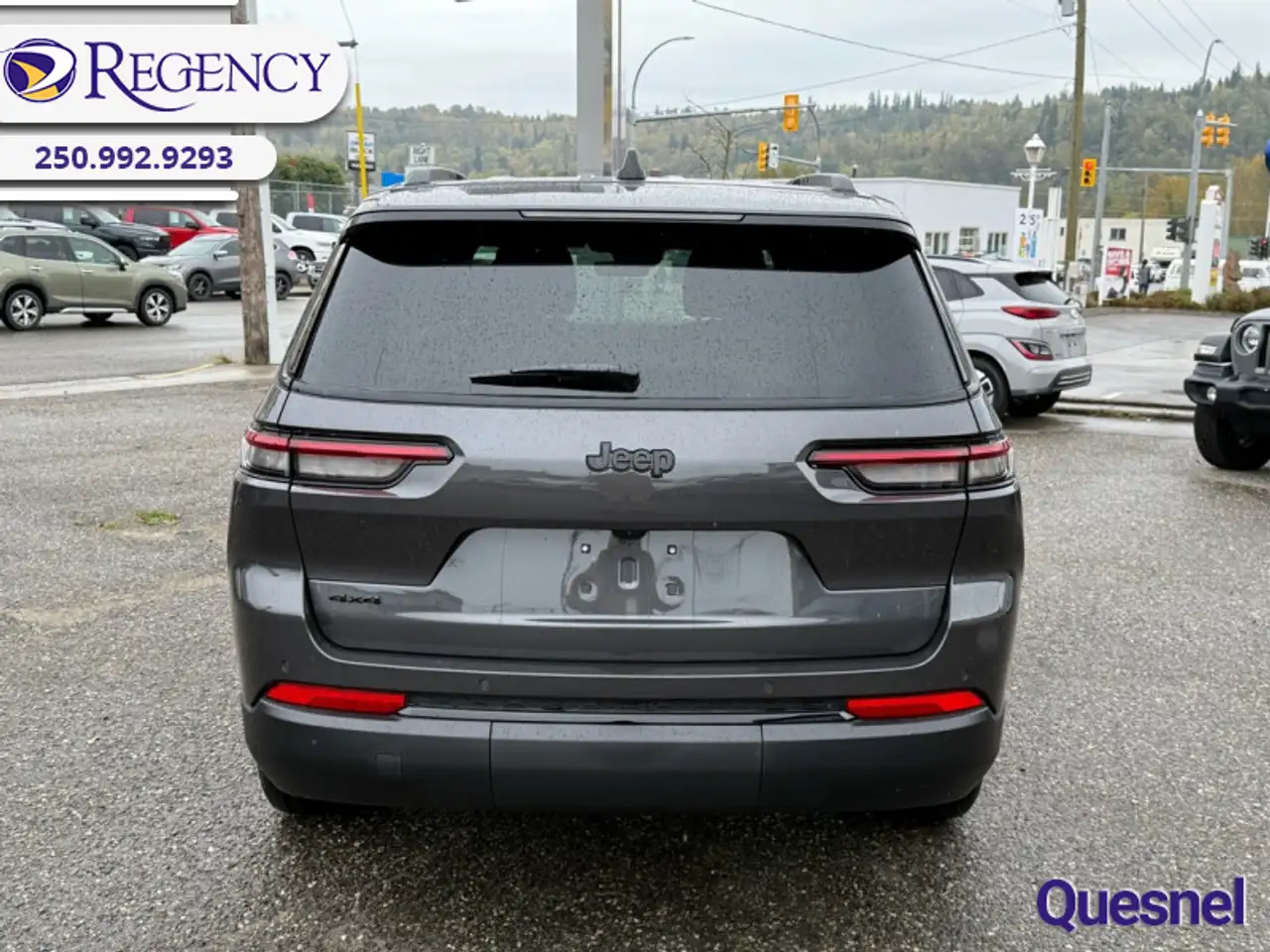 Jeep Grand Cherokee снимка Jeep Grand Cherokee