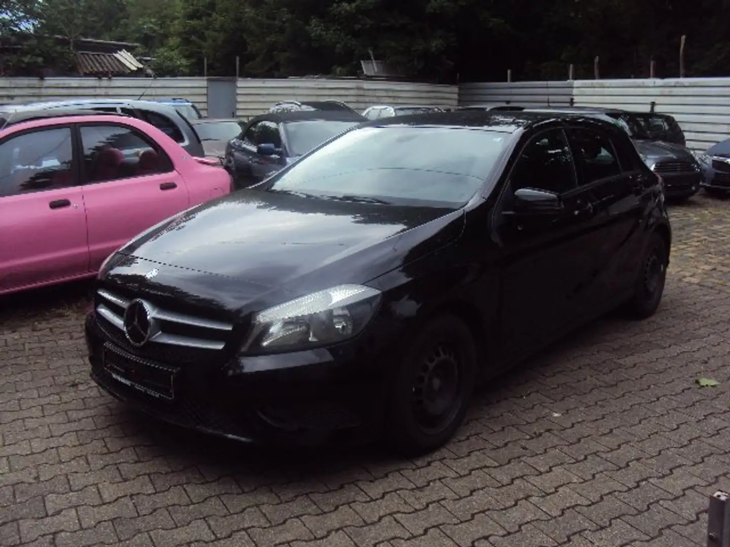 Mercedes-Benz A 180 A 180 BlueEfficiency (176.042)Euro 6. Schwarz - 2