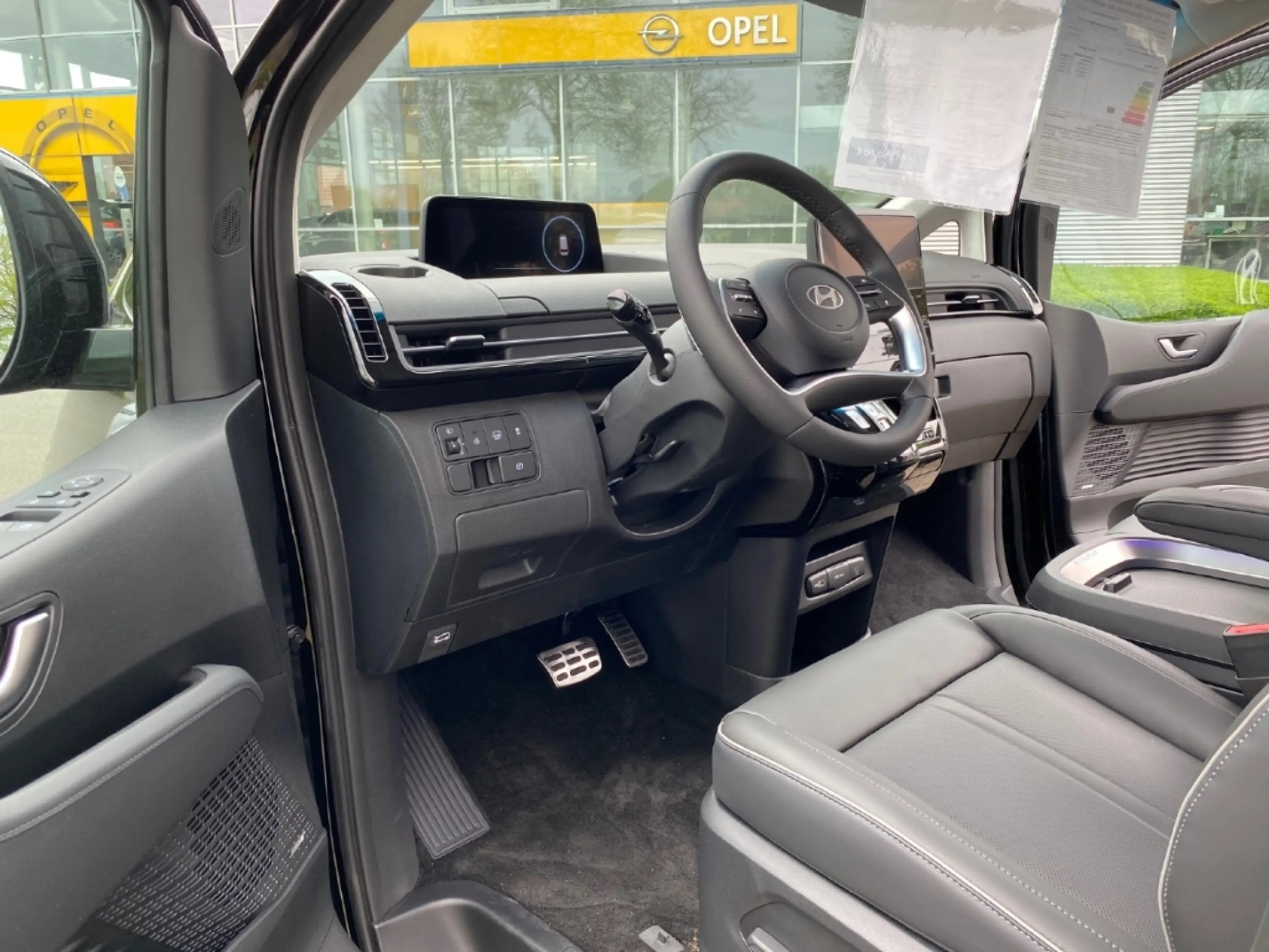 Hyundai STARIA Signature Hybrid 2WD 1.6 T-GDI EU6e 7-Sitzer Navi — photo 7
