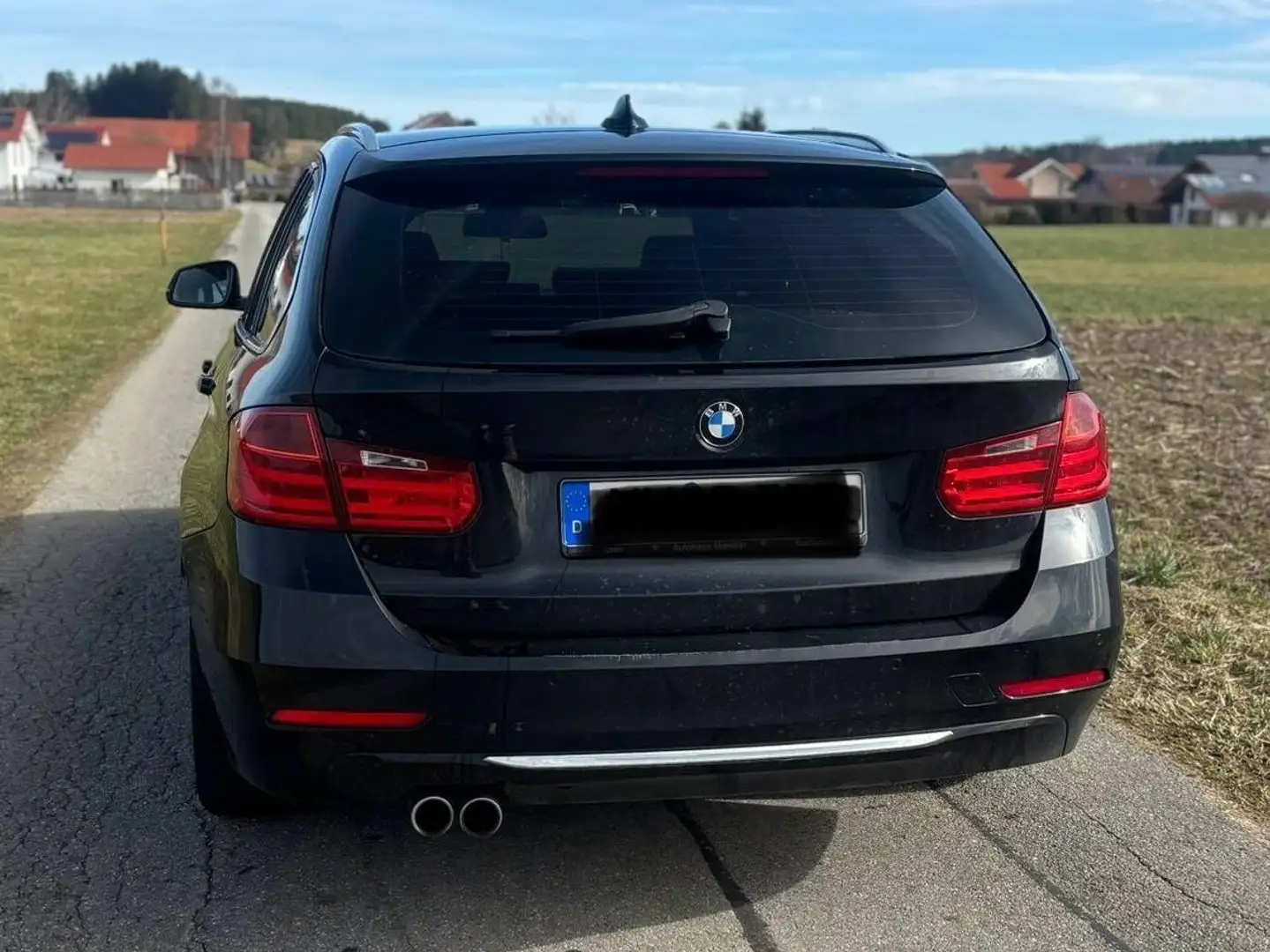 BMW 335 335 d xDrive Schwarz - 2