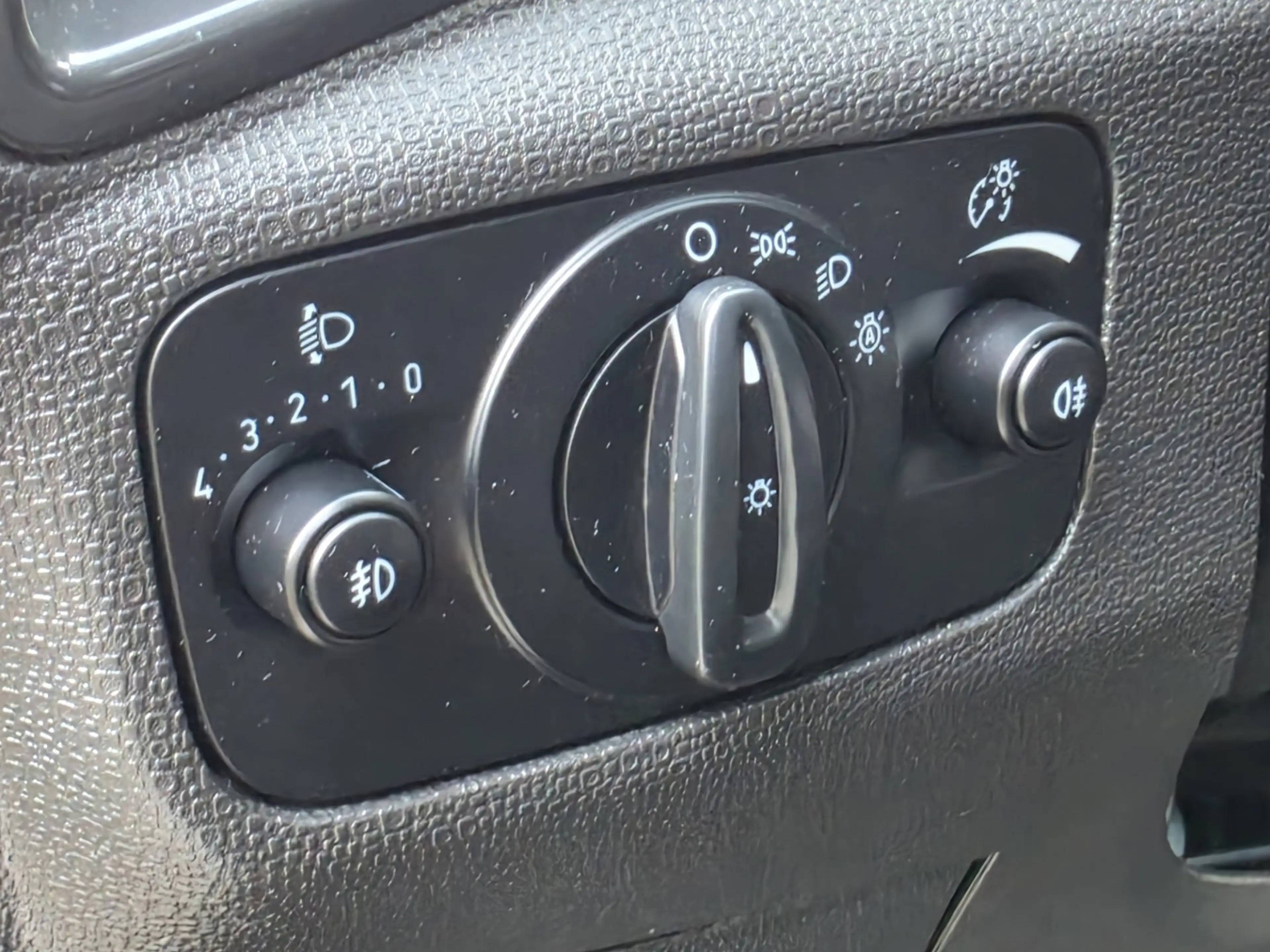 Ford EcoSport 1.0 EcoBoost Titanium Dealer Onderhouden — photo 14