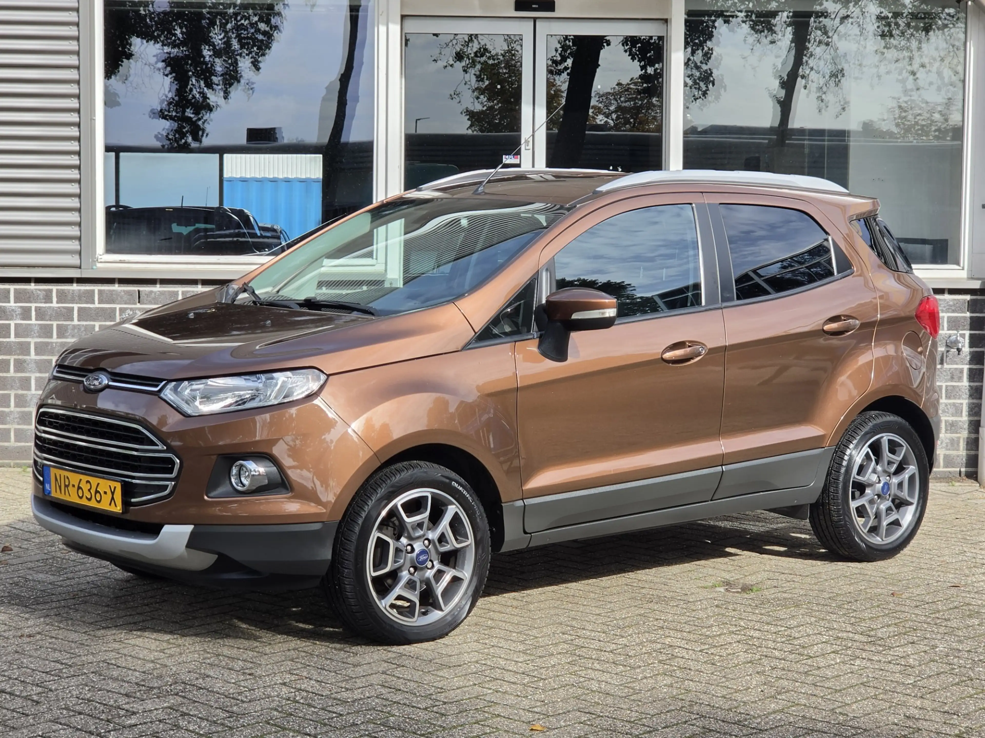 Ford EcoSport 1.0 EcoBoost Titanium Dealer Onderhouden — photo 2