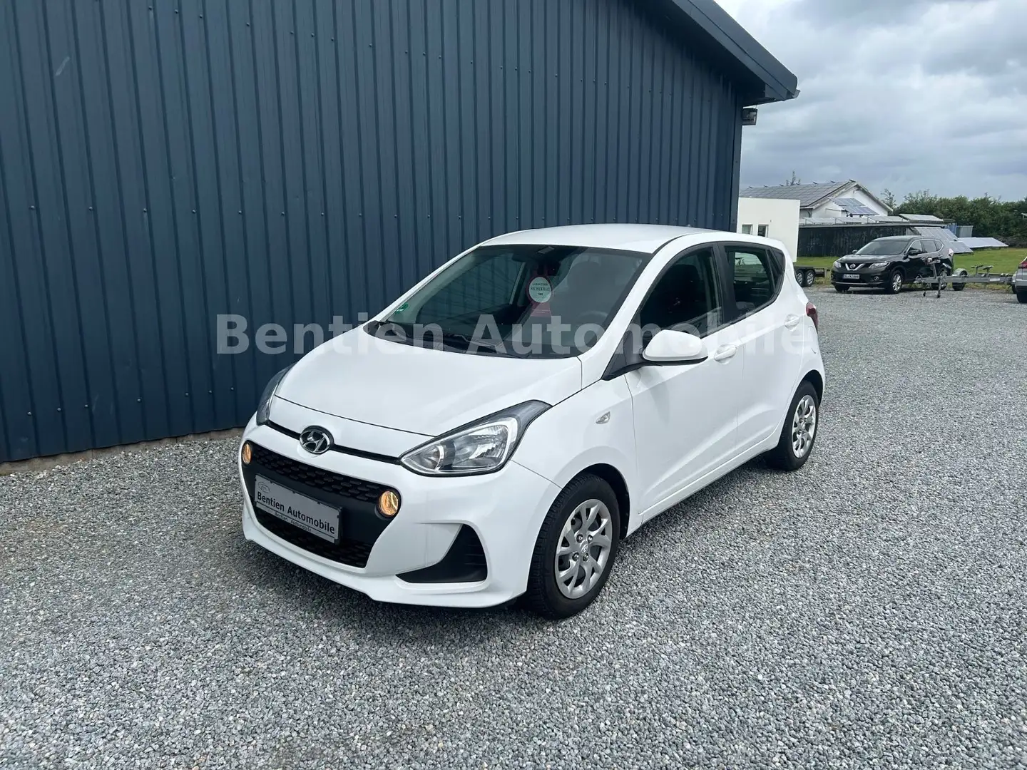Hyundai i10 Trend, Klimaanlage,Ganzjahresreifen, Blanc - 2