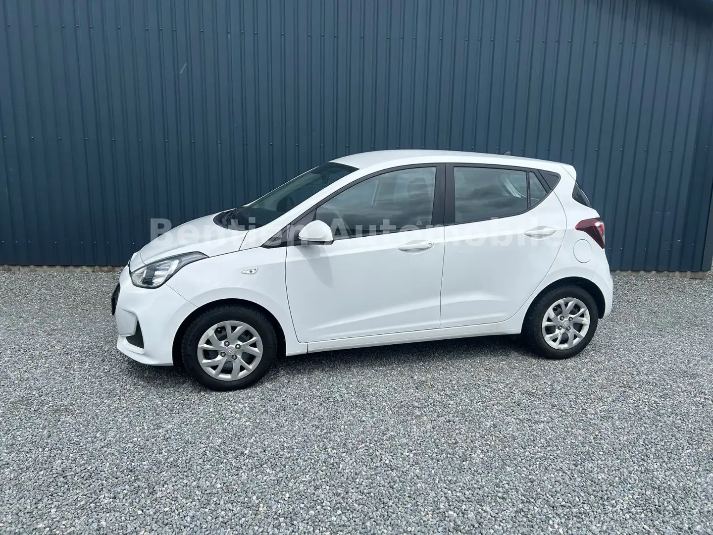Hyundai i10 Trend, Klimaanlage,Ganzjahresreifen, Blanc - 1