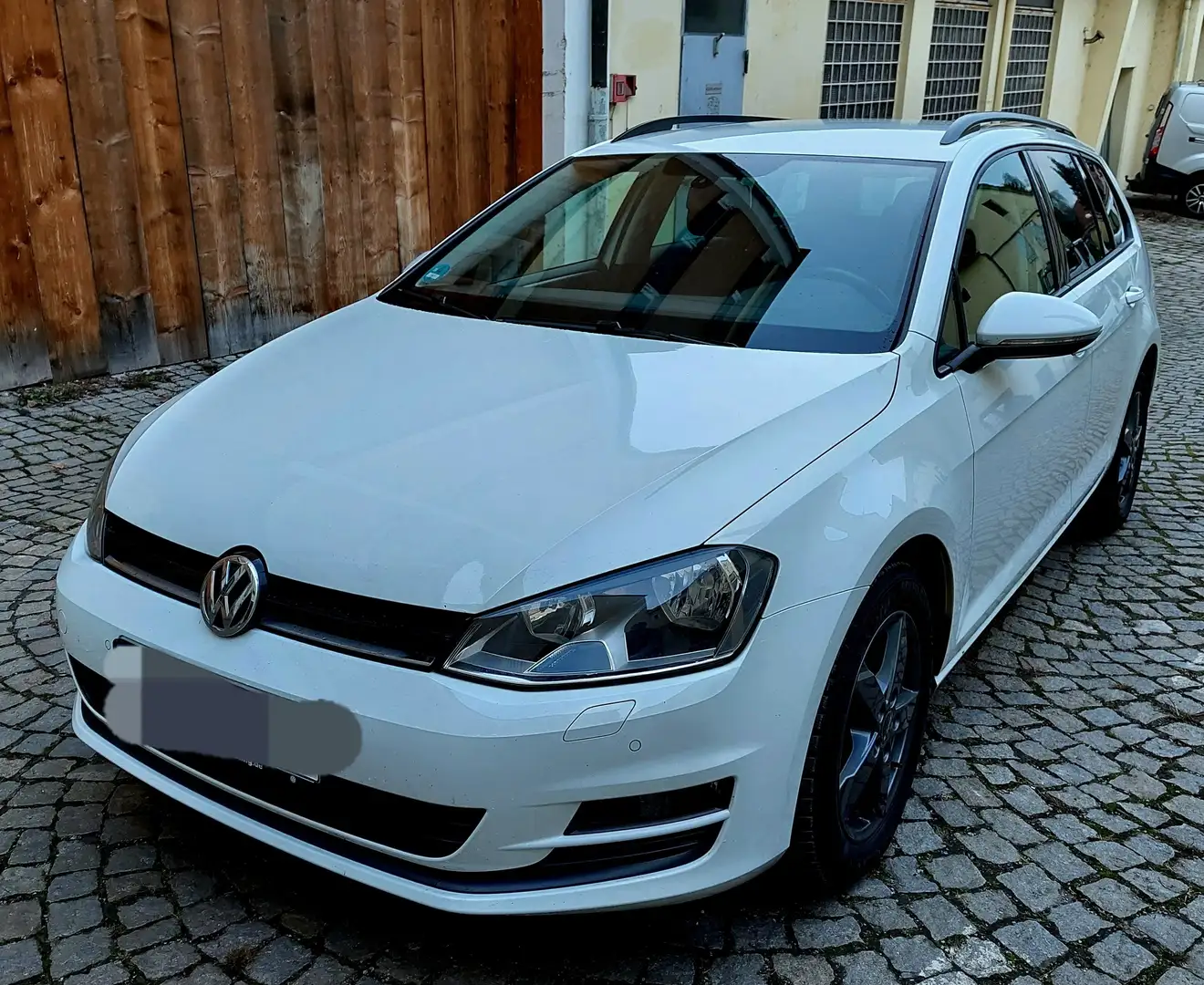 Volkswagen Golf Variant Golf VII Variant Diesel 1.6 TDI Weiß - 1