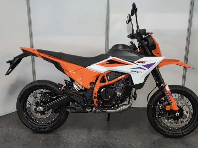 KTM 390 SMC R - foto 2