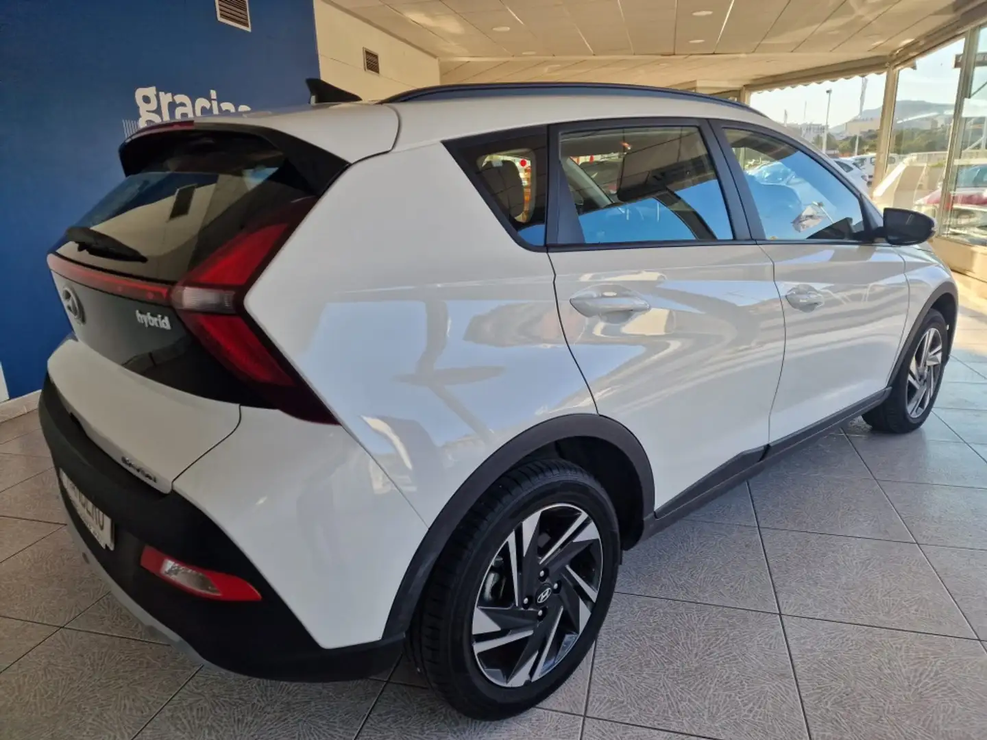 Hyundai BAYON 1.0 TGDI 48V Maxx Blanc - 2