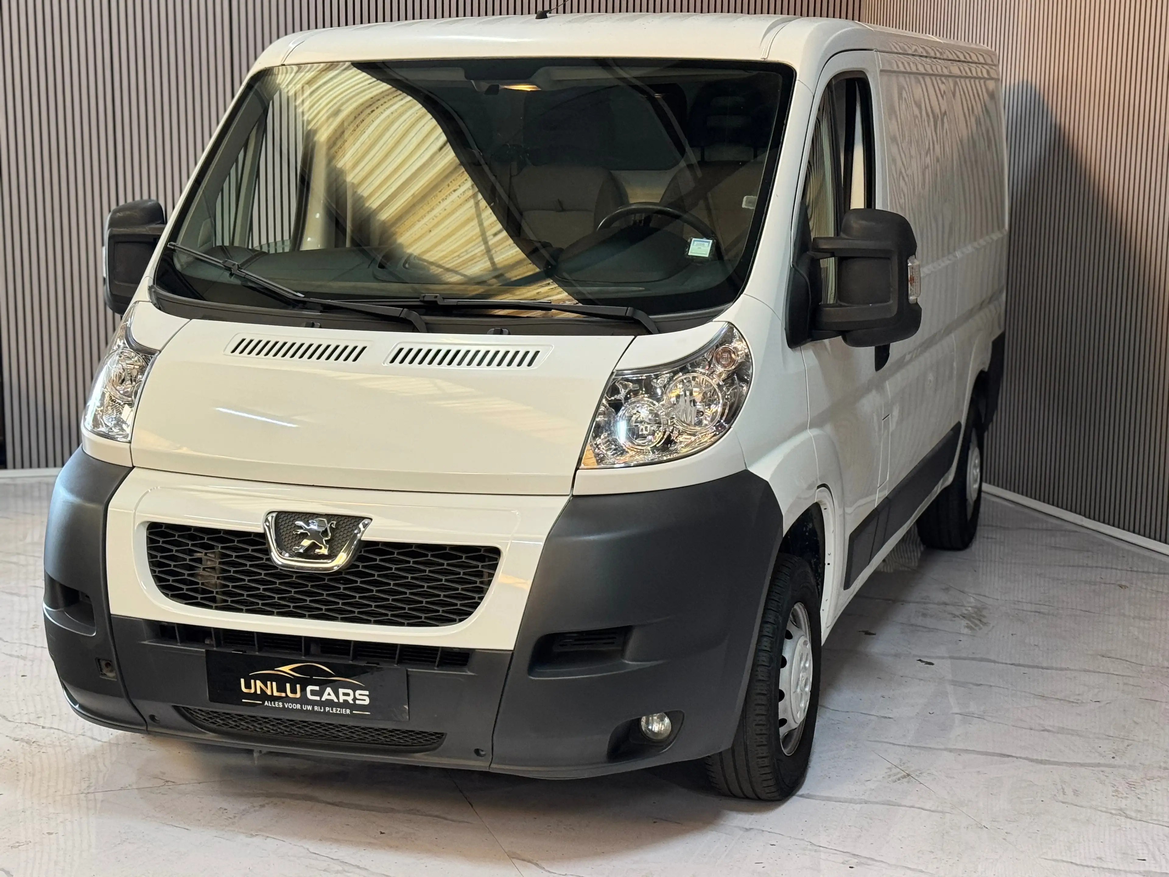 Peugeot Boxer 2.2 e-HDi L2H2 FAP STT (EU5) — photo 2