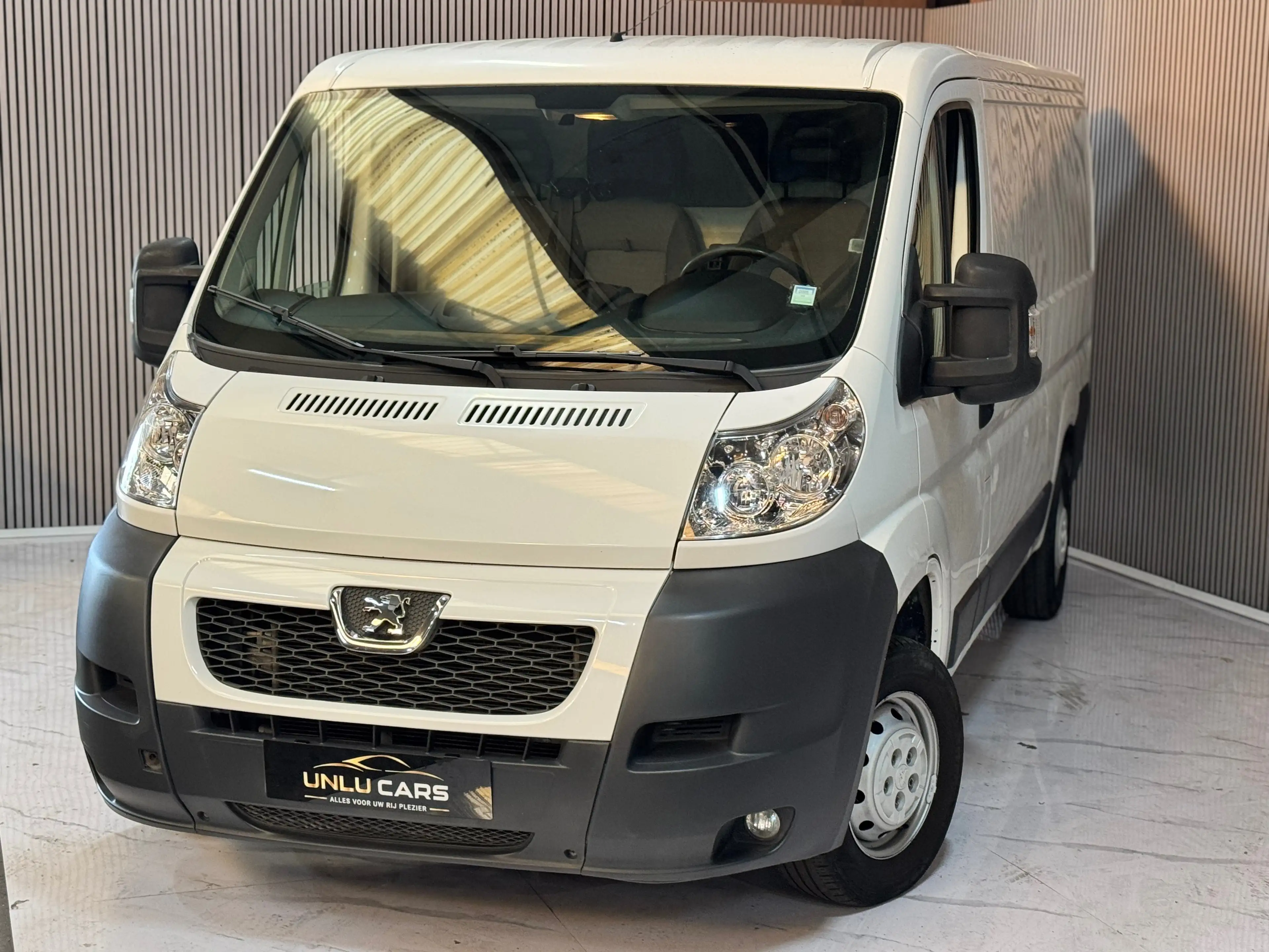 Peugeot Boxer 2.2 e-HDi L2H2 FAP STT (EU5)