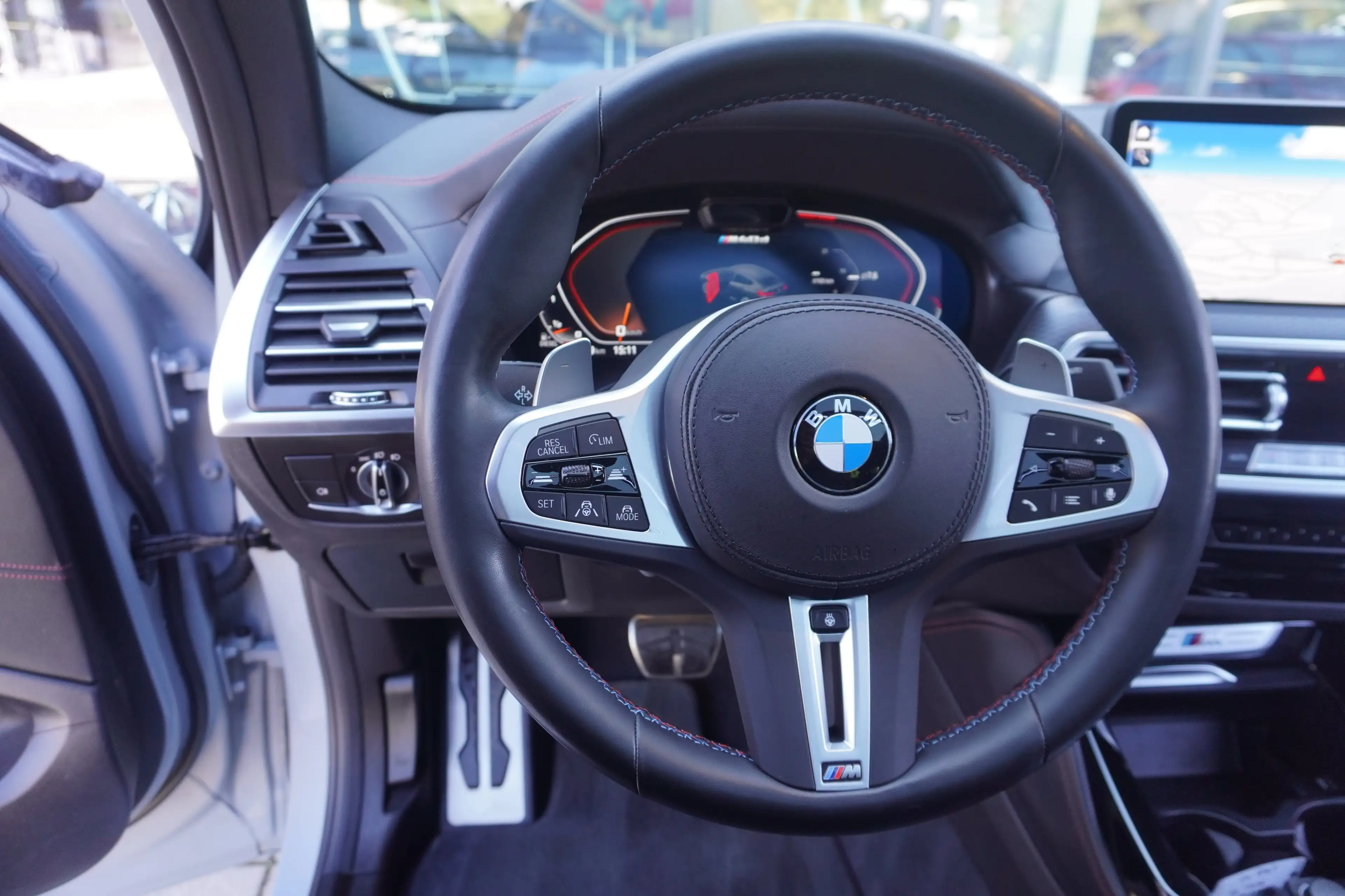 BMW X4 M 40d — photo 8