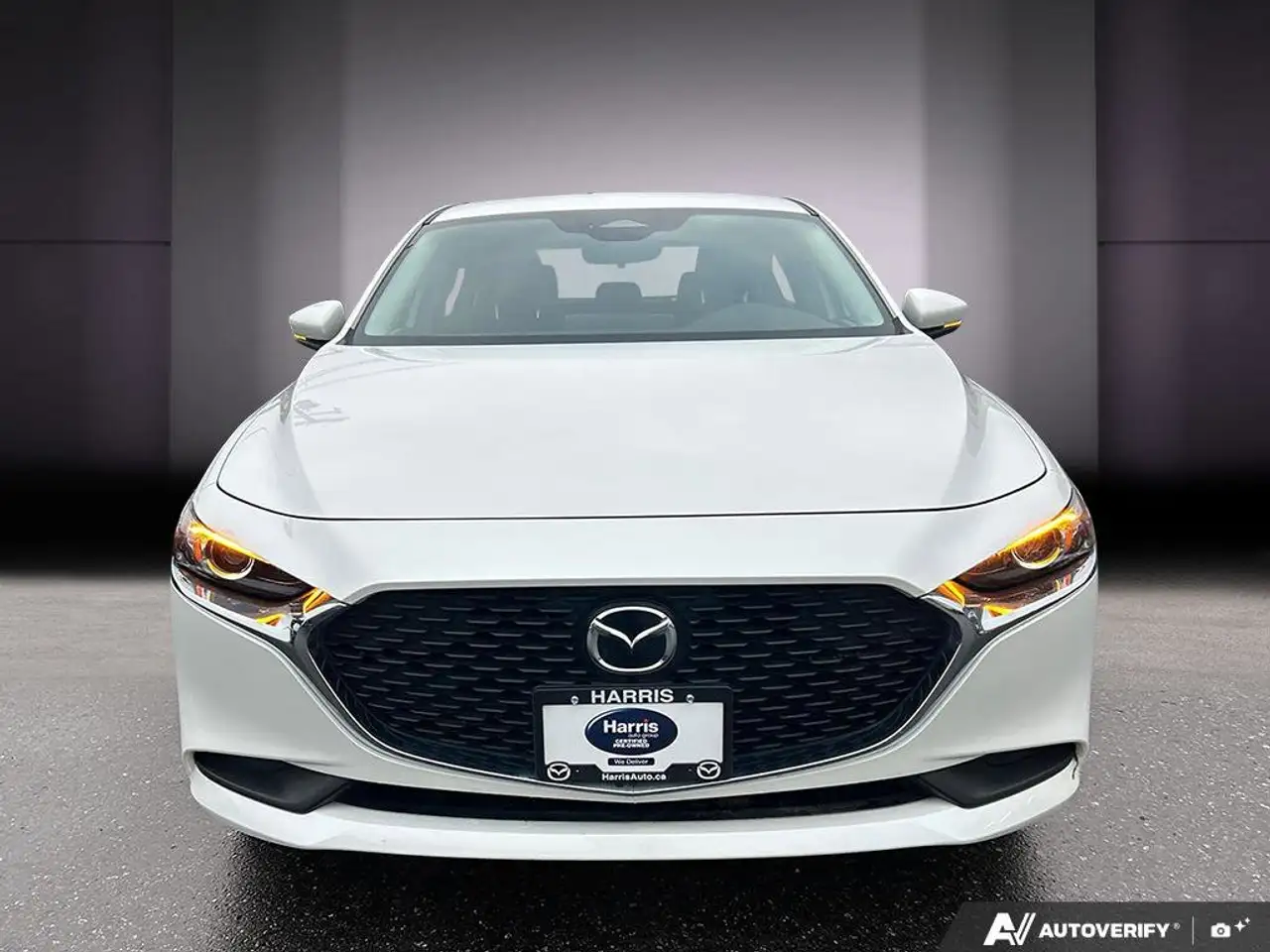 Mazda 3 снимка Mazda 3