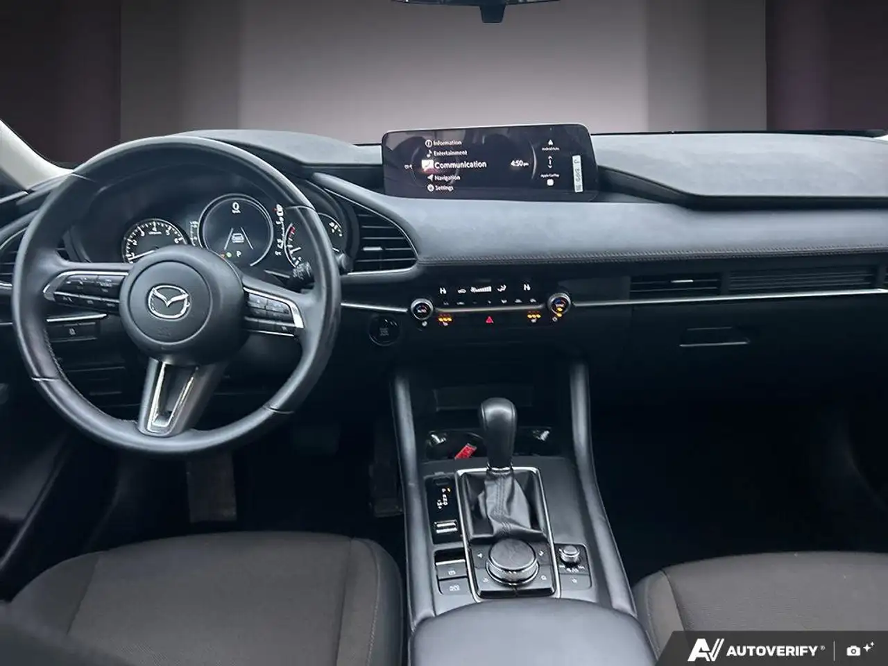 Mazda 3 снимка Mazda 3
