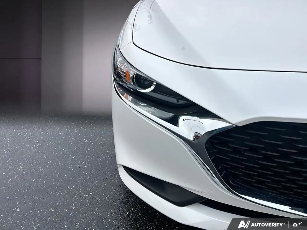 Mazda 3 снимка Mazda 3